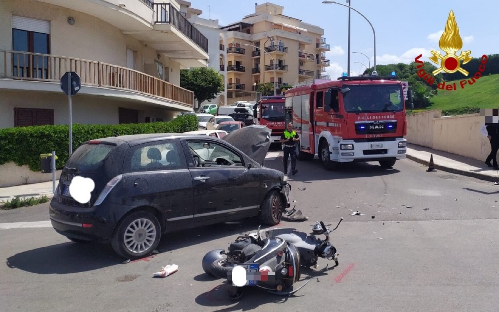 Nord Sardegna, scontro auto-moto: centauro all'ospedale