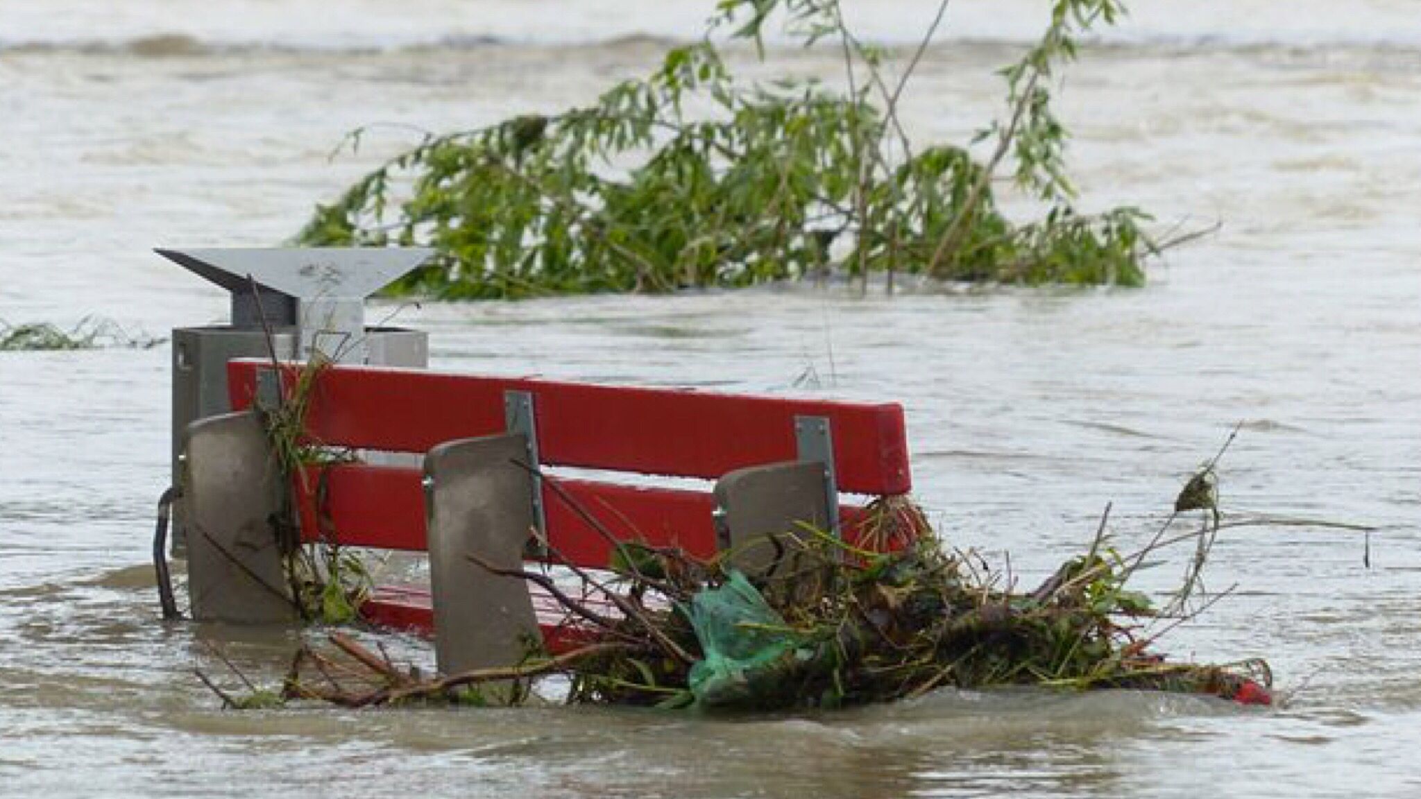 Alluvione Marche, 9 morti e 4 dispersi: Sardegna pronta ad intervenire 
