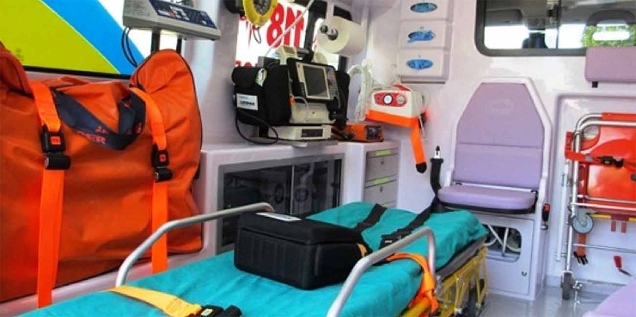 Aglientu, cerca di catturare api e cade da tre metri: 86enne in ospedale