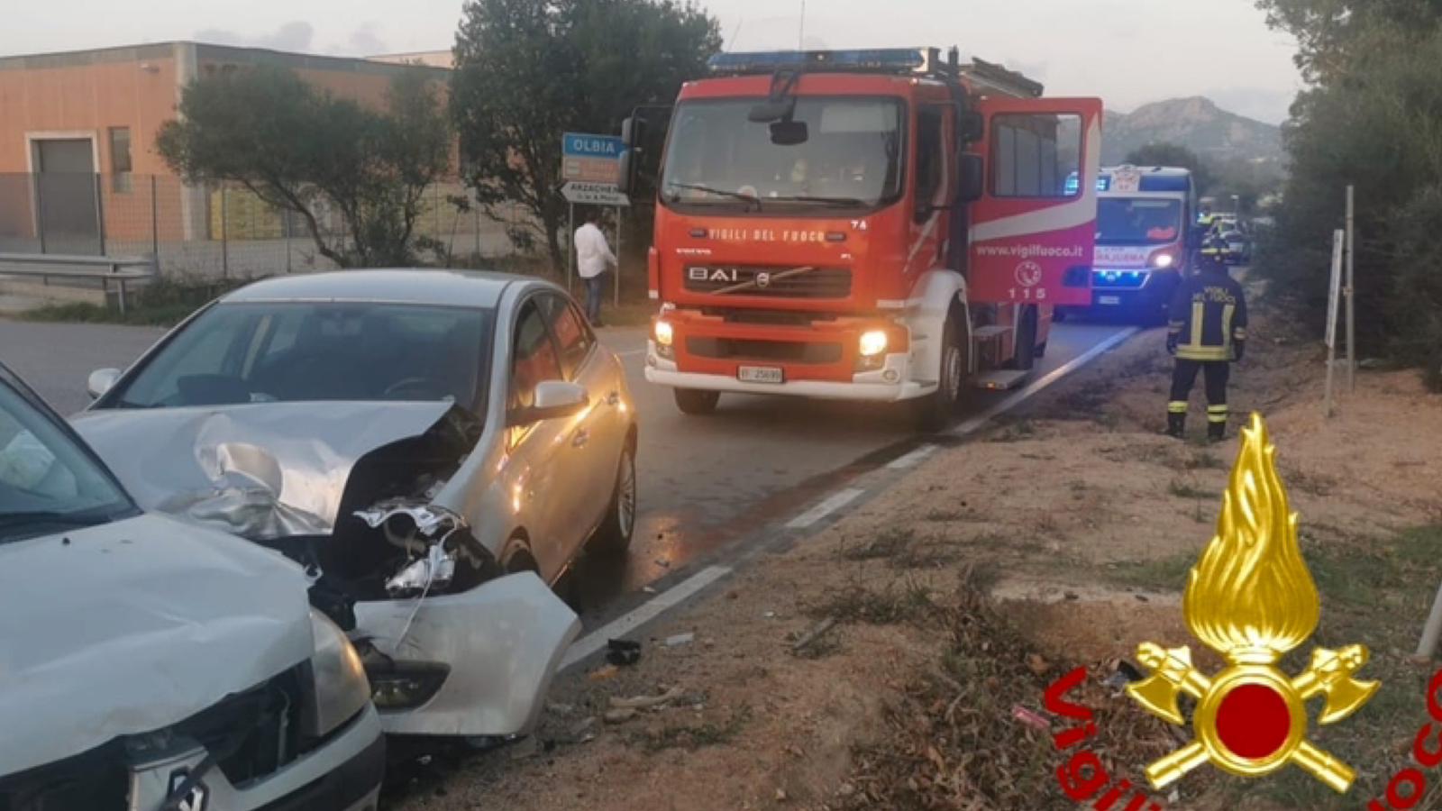 Arzachena, scontro tra auto: un ferito