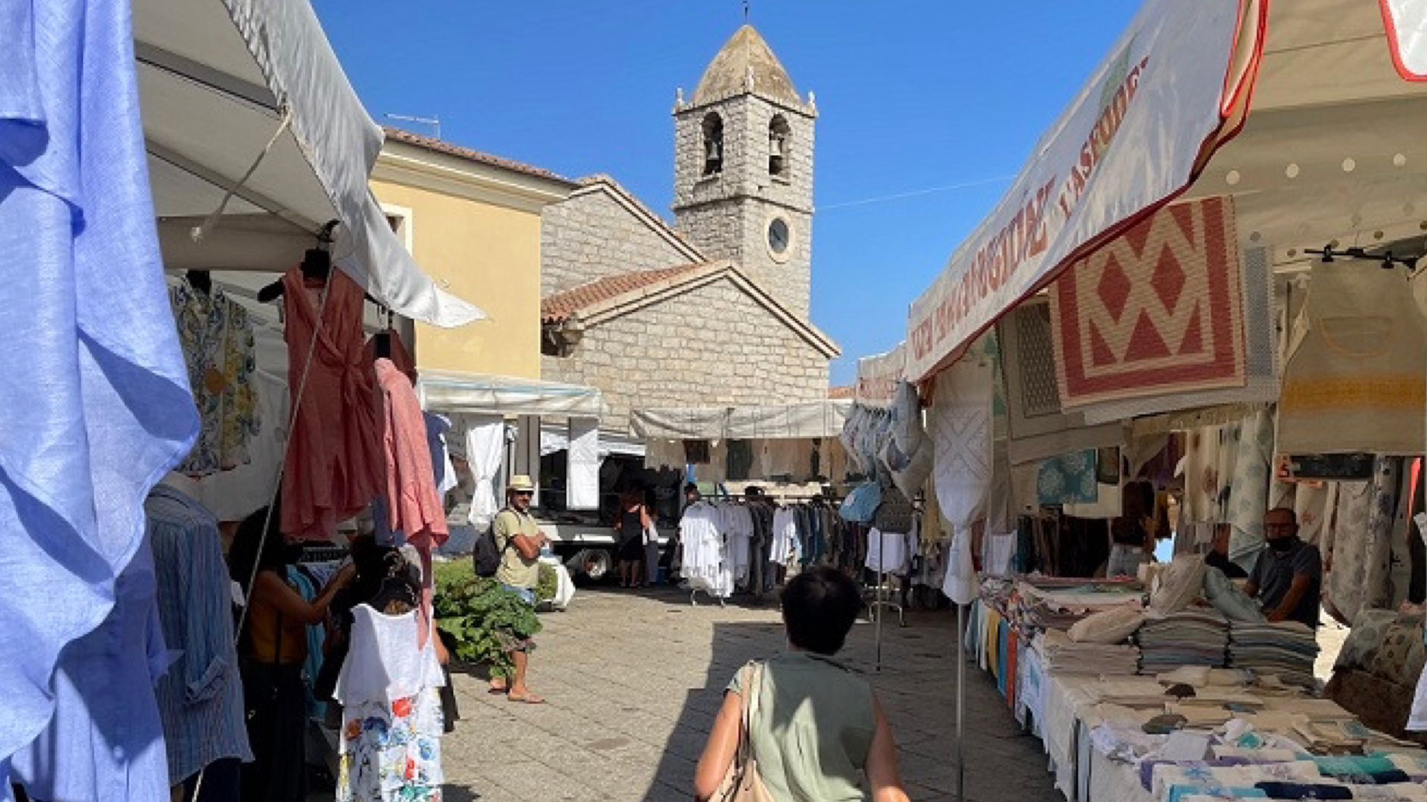 Arzachena: trasferimento temporaneo mercato settimanale 