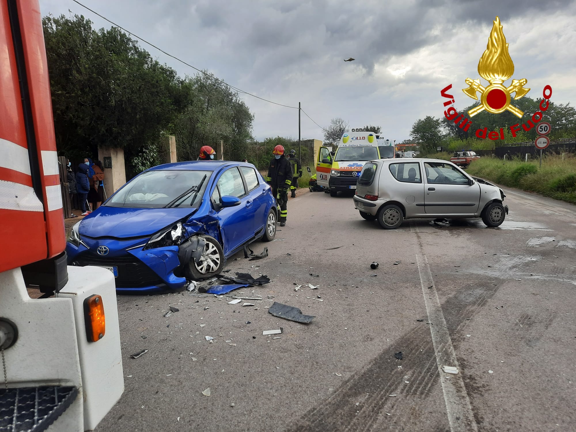 Arzachena: incidente sulla  SP14, tre feriti tra cui una bambina