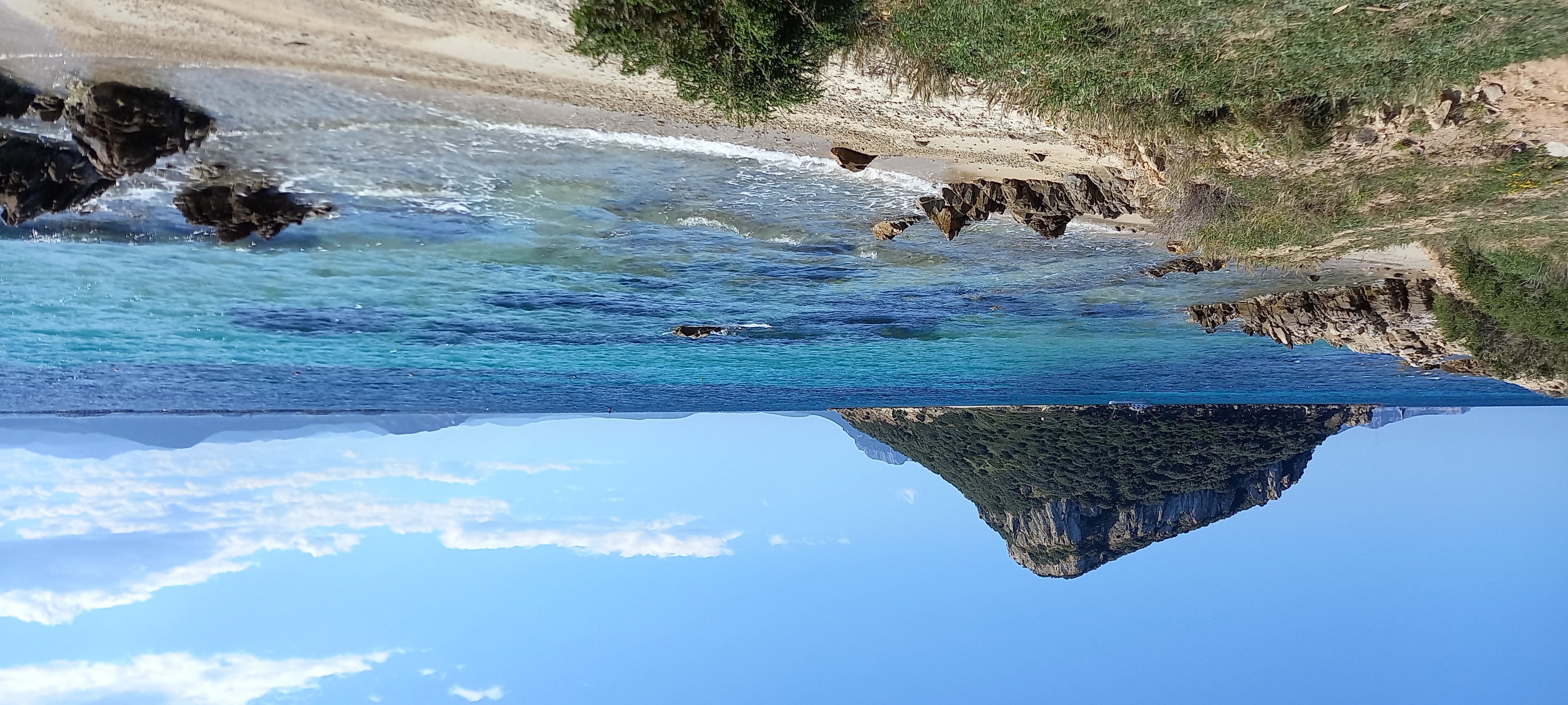 Forte boato a Golfo Aranci, mistero ai Baracconi