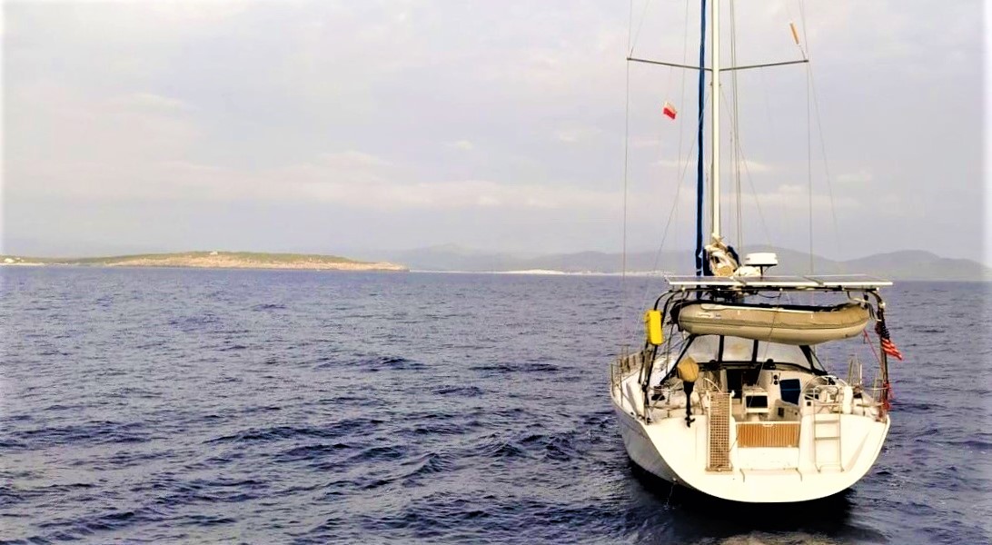 Evade tributi per 17mila euro: scatta sequestro preventivo della barca