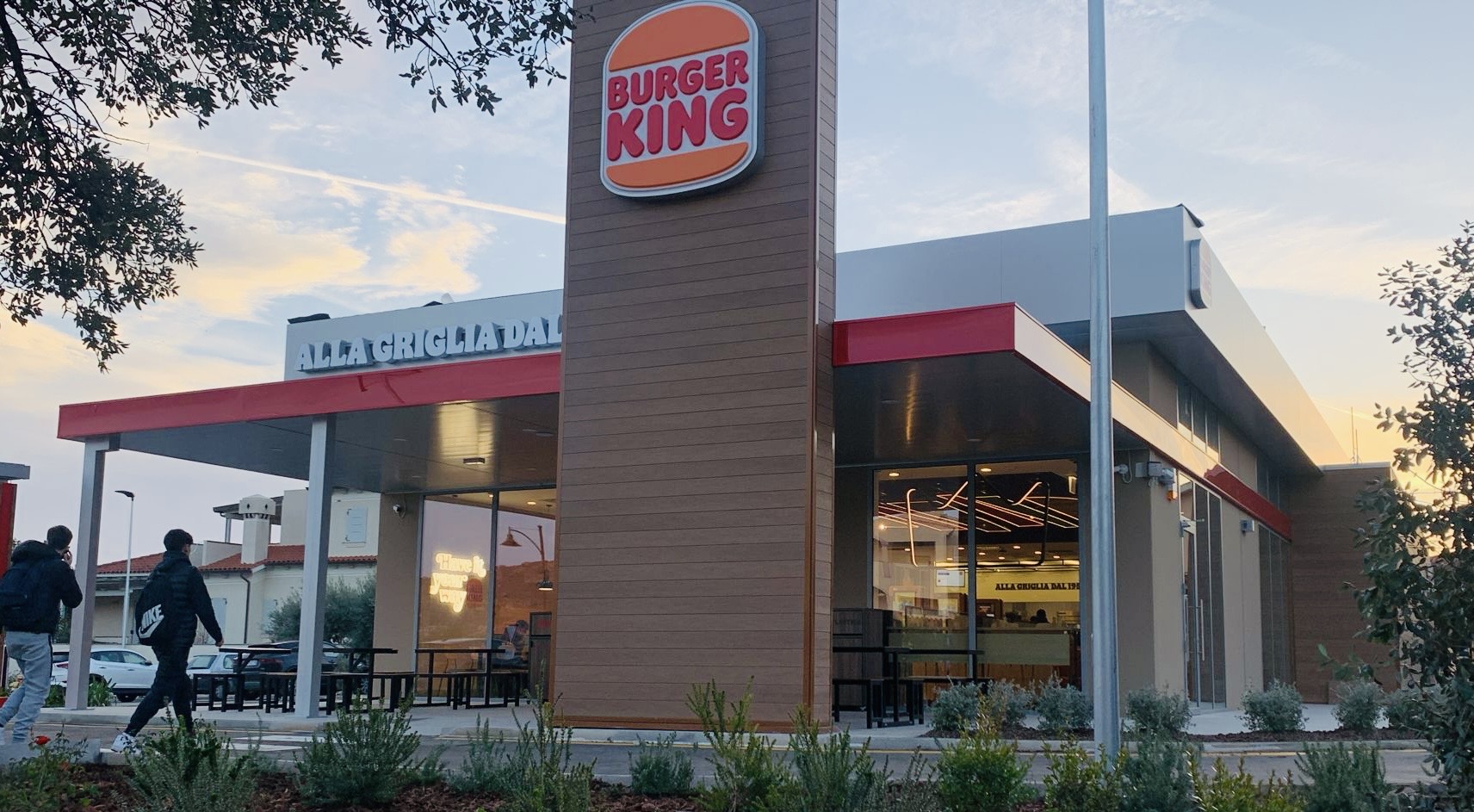 Olbia, Burger King: dal TAR una fumata nera per i residenti