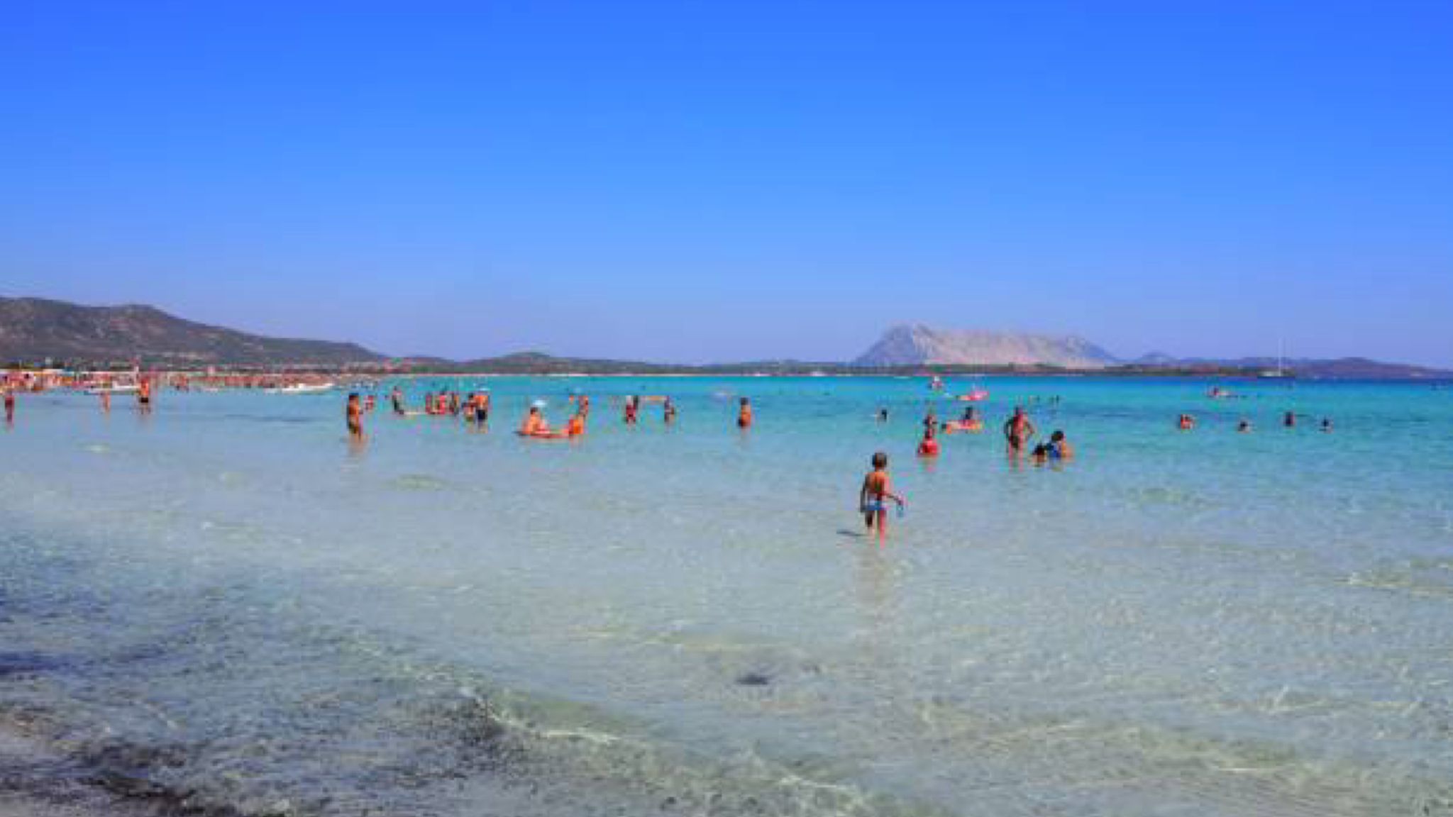 Sardegna: luglio mese positivo per il turismo, dati in crescita rispetto al 2023