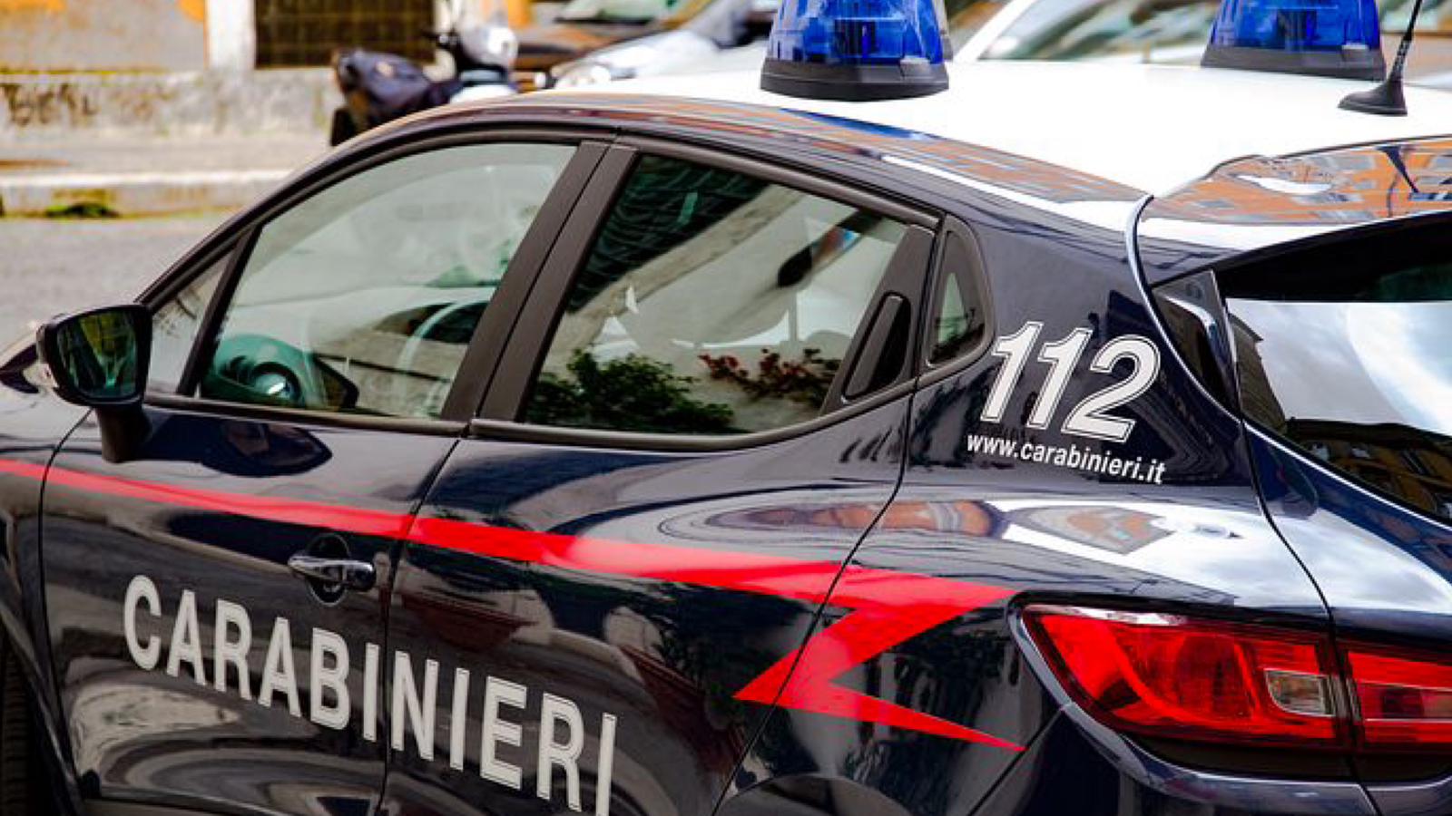 Giovane tenta il suicidio: salvato da un carabiniere 