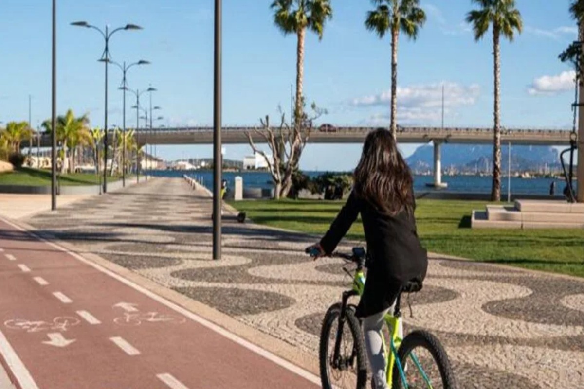 Olbia: Claudio Mancini e Roberta Calcina svelano come  pedalare oltre il traffico
