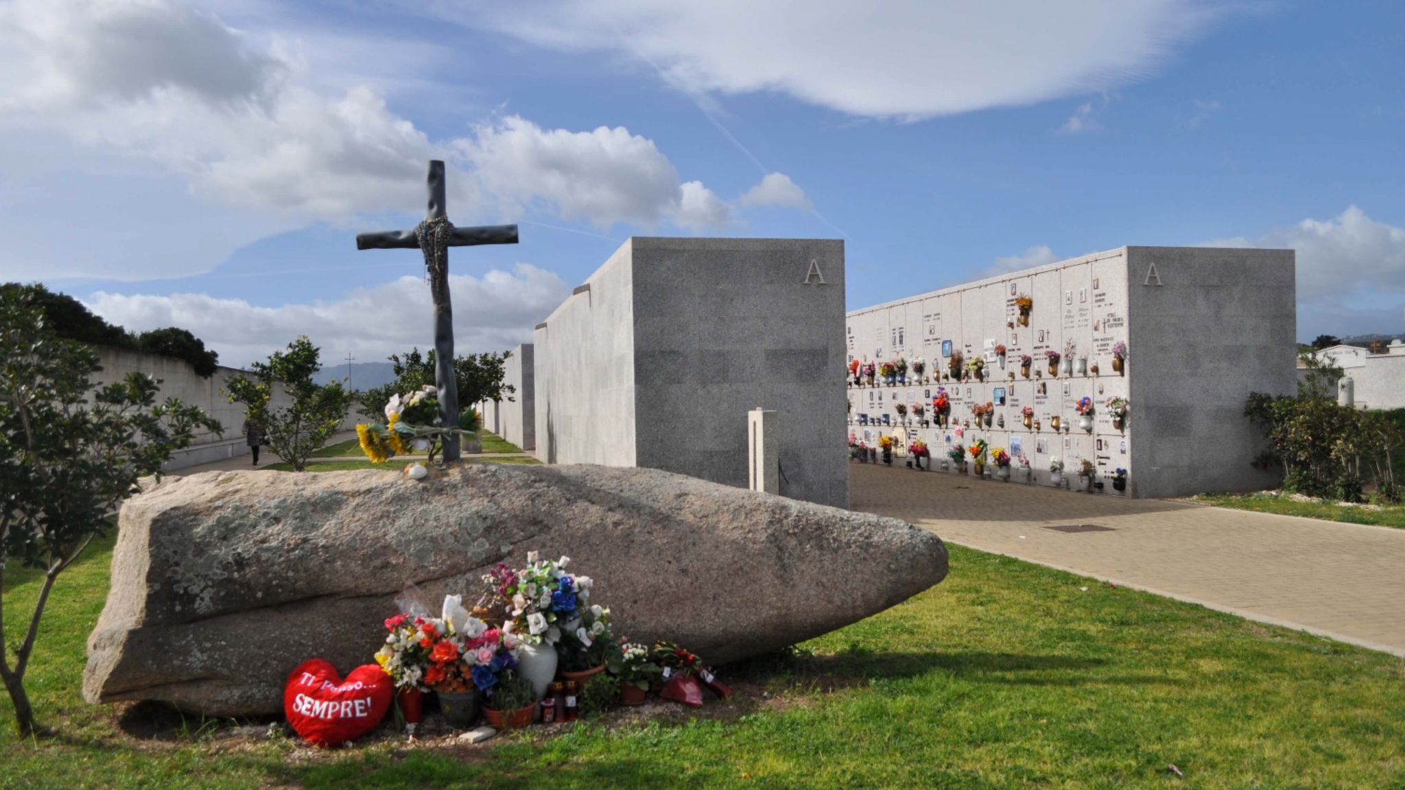 Olbia, commemorazione defunti: ecco orari messe e cimiteri