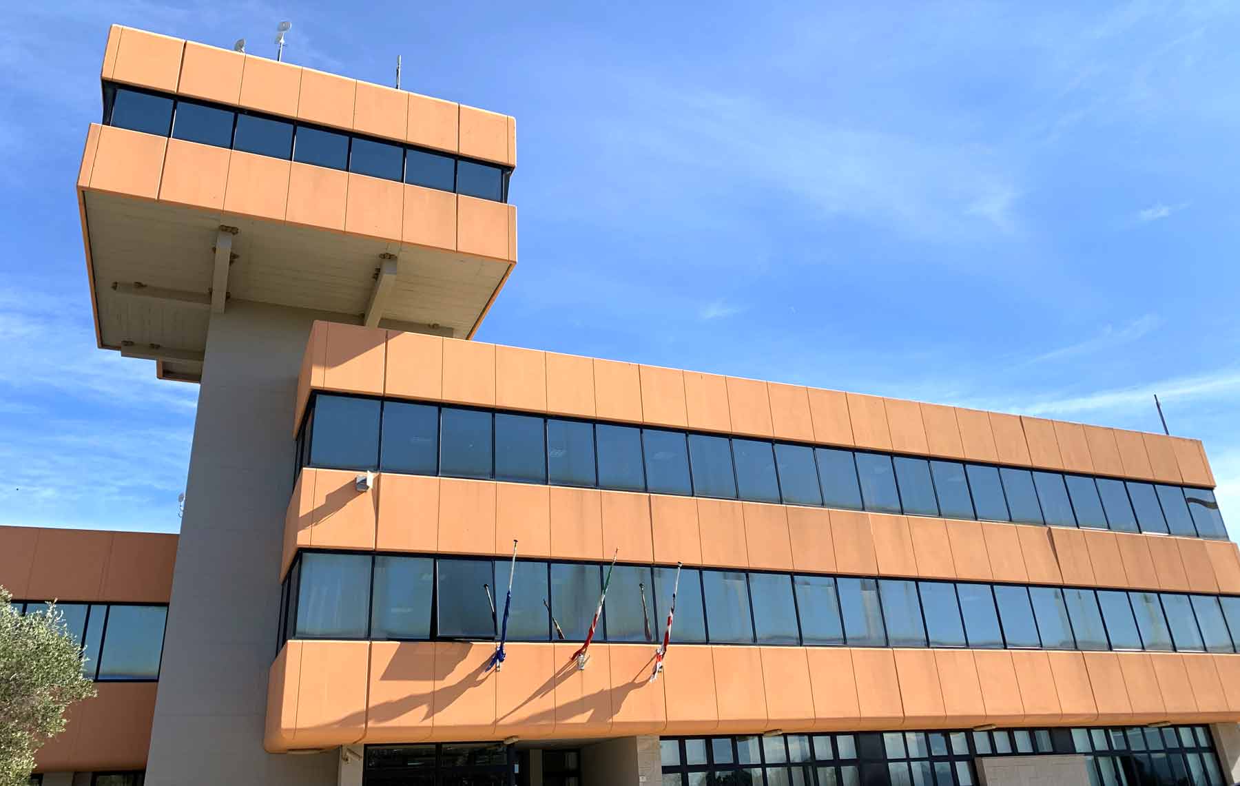Gallura, ad agosto crescono i rifiuti: quasi 6 mila tonnellate tra secco e frazione umida