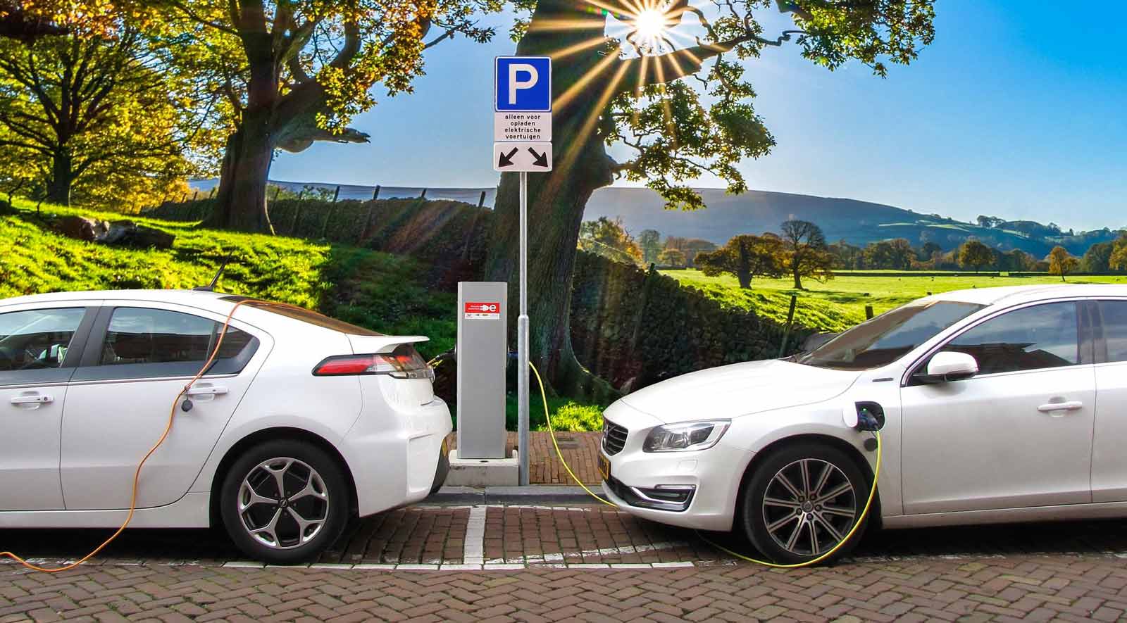 Palau, auto elettriche: si cerca azienda per installare colonnine di ricarica