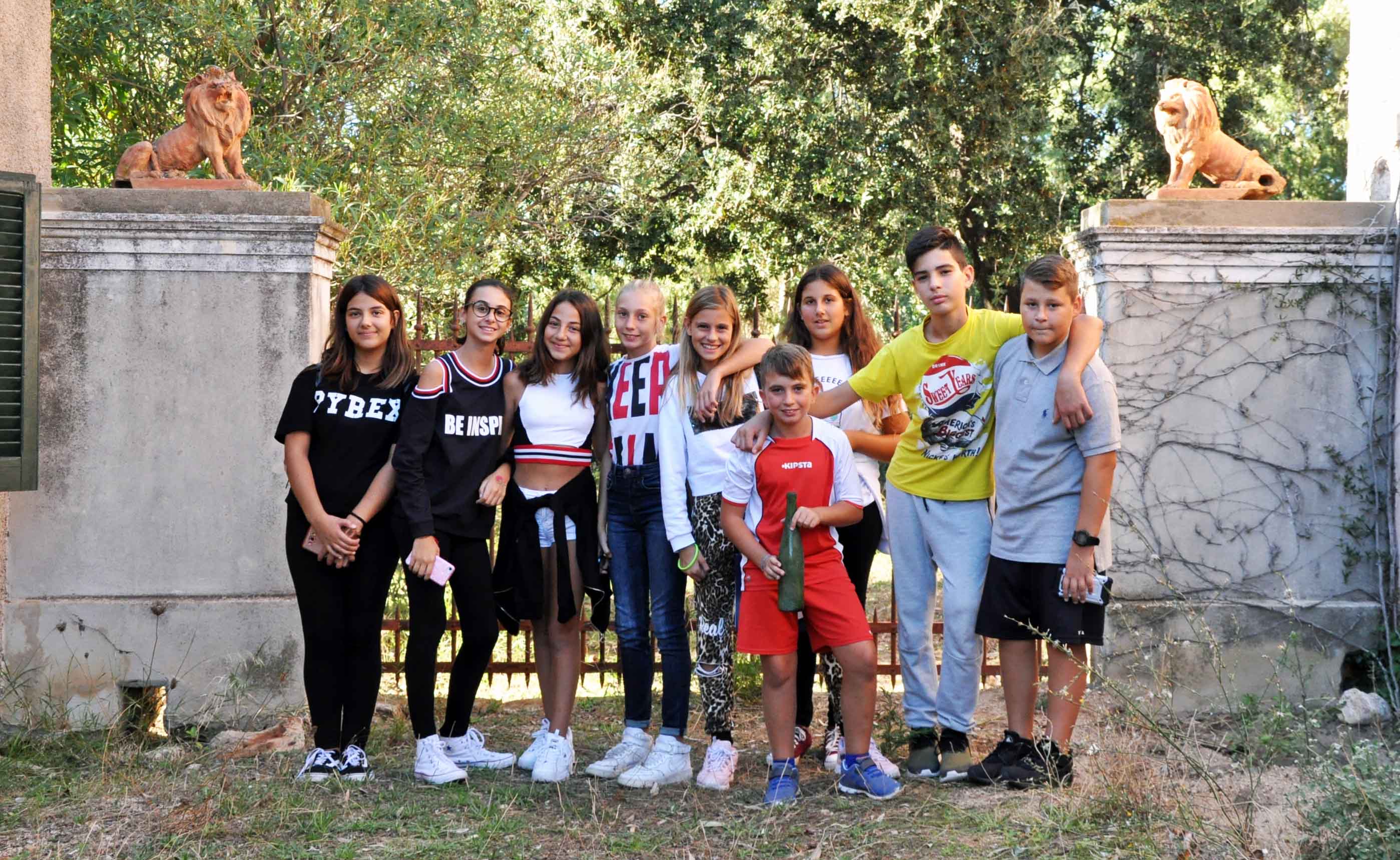 Giovanissimi di Golfo Aranci alla scoperta della Villa Tamponi