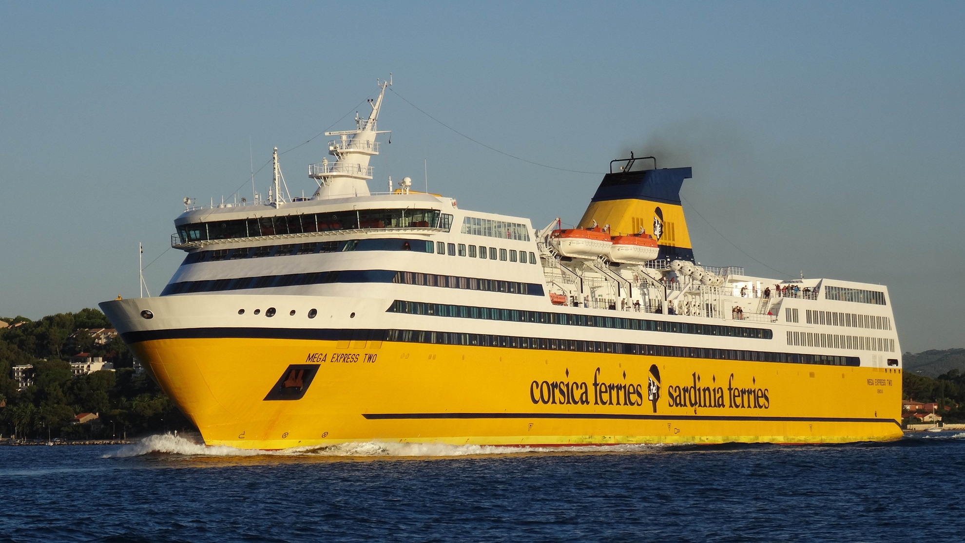 Sardinia Ferries, aperte le prenotazioni: le navi gialle regalano flessibilità