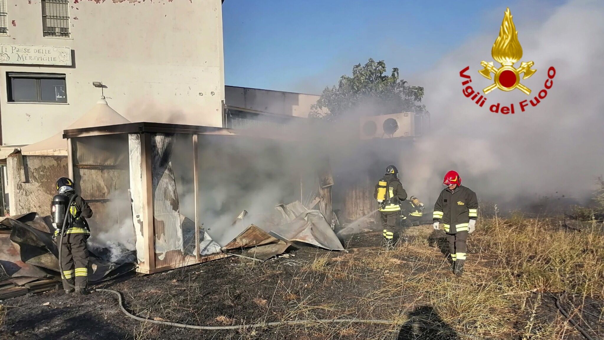 Container a fuoco: accertamenti in corso