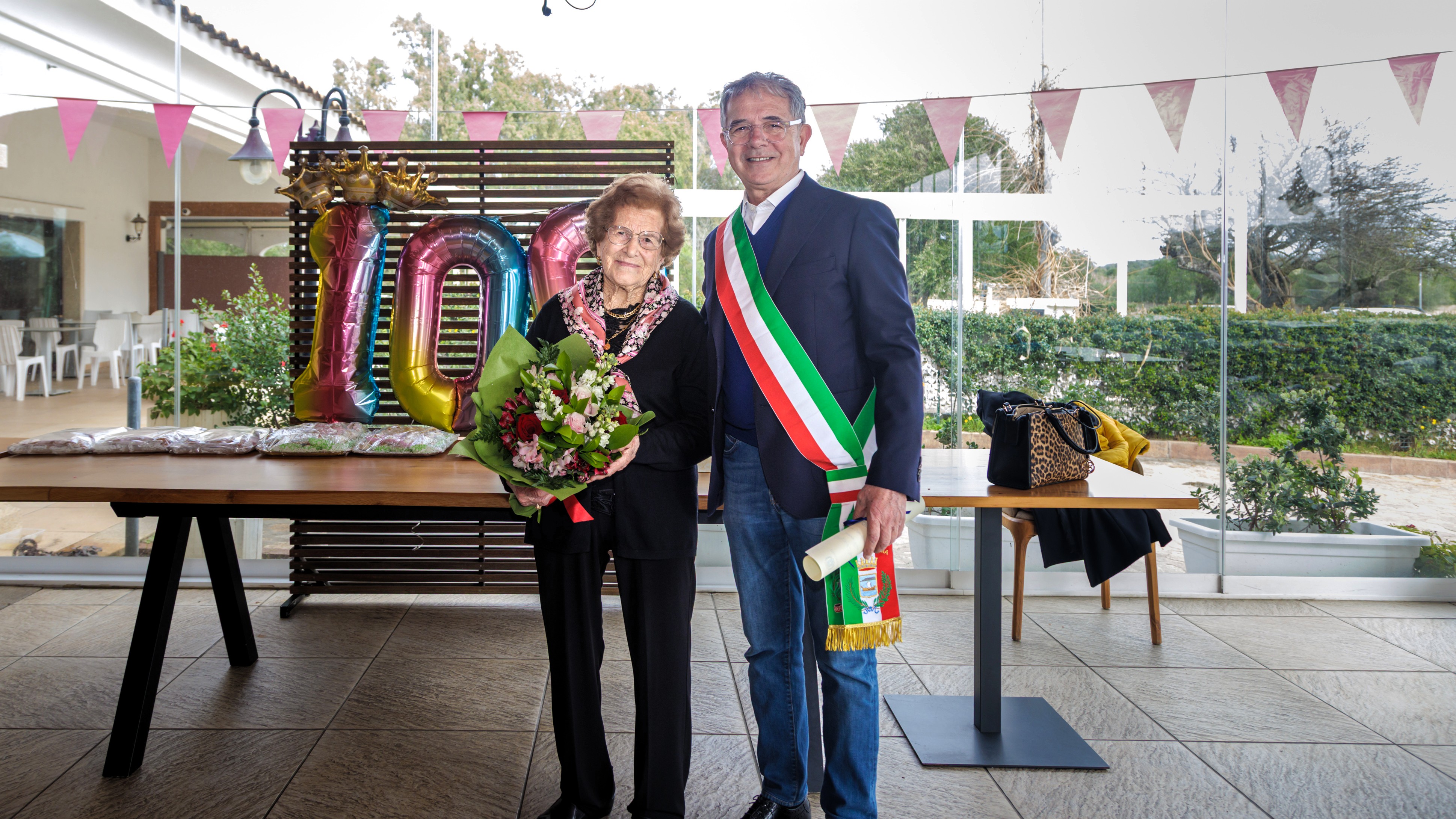 Olbia festeggia i 100 anni di Domenica Carta: la forza di una vita vissuta intensamente