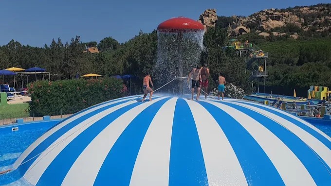 Acquadream di Baia Sardinia: chiusura momentanea per gravi problemi sanitari