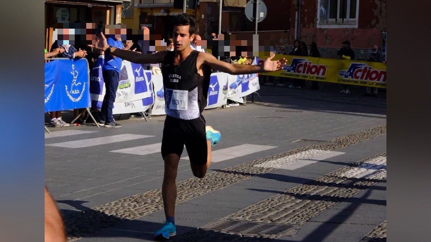 L'olbiese Francesco Mei vince i 10 km ad Alghero