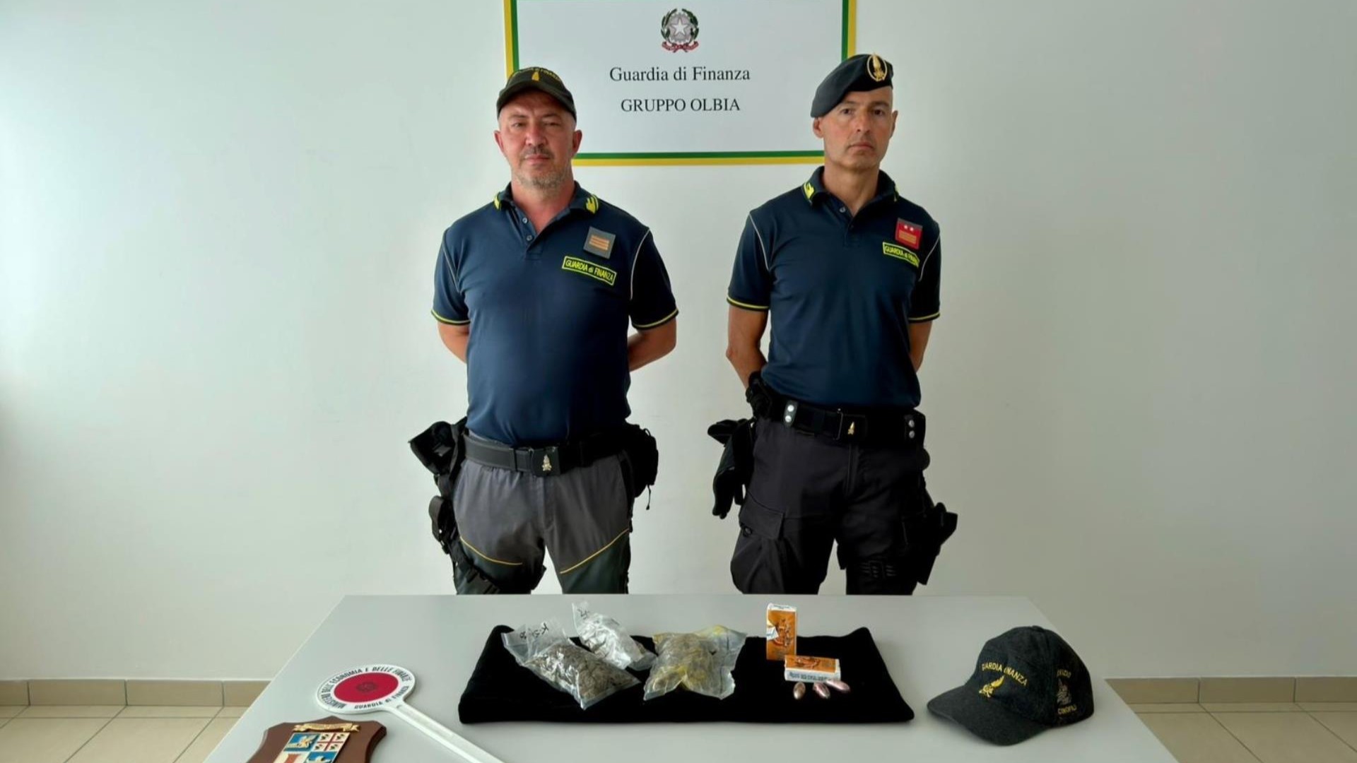 Olbia, fermato al porto con mezzo chilo di droga: arrestato un 24enne arrivato per lavoro stagionale