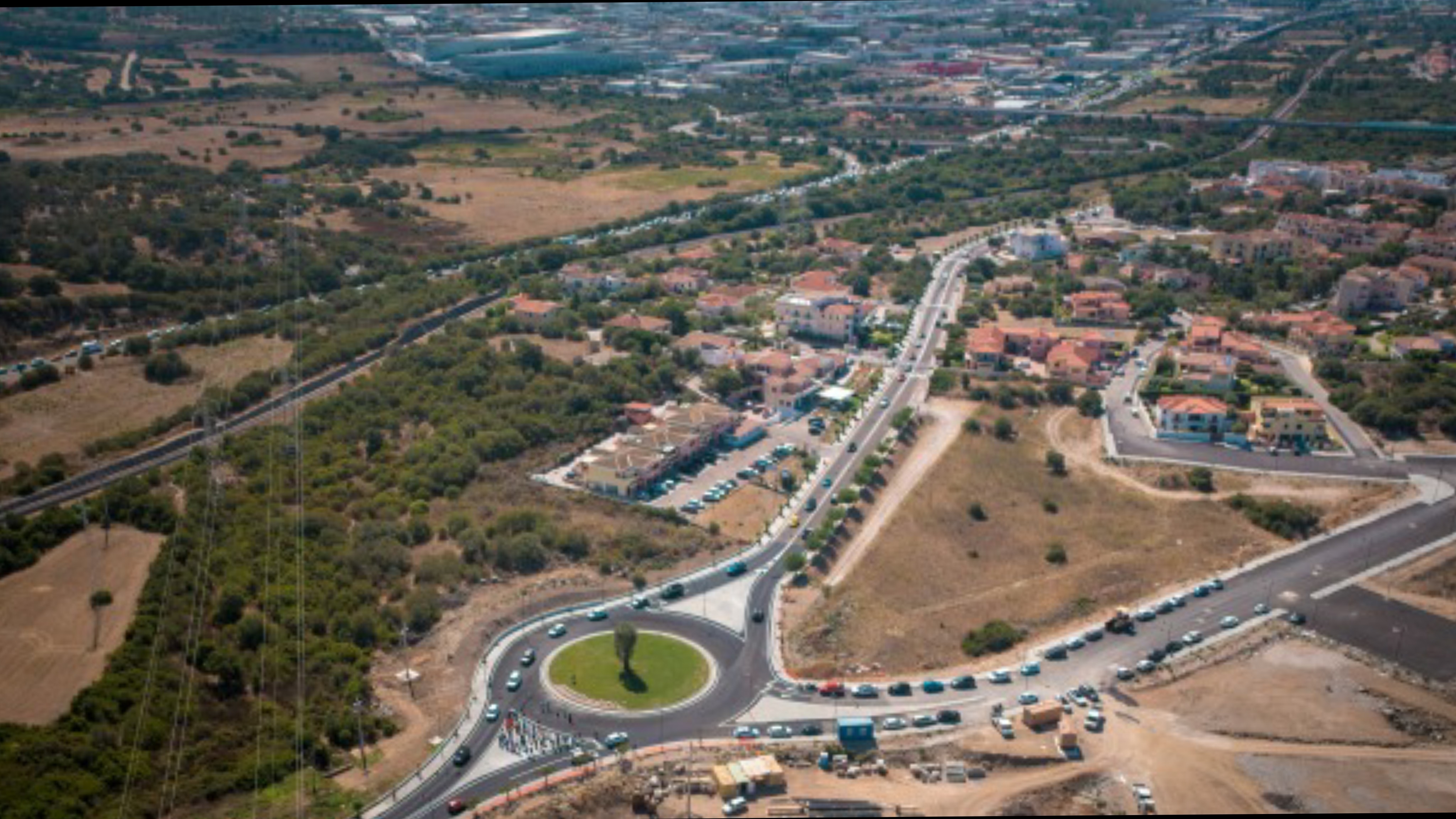 Olbia, tentano di entrare in una villa a Sa Minda Noa