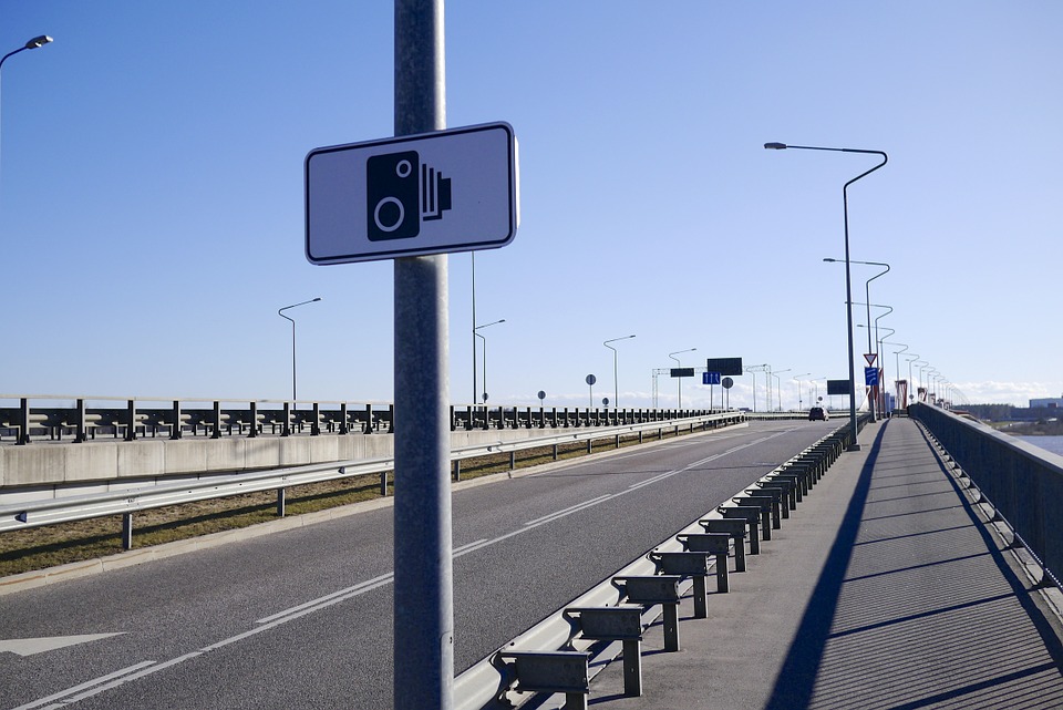 Autovelox, Adiconsum: scattano anche in Sardegna nuove regole, ecco come contestare le multe