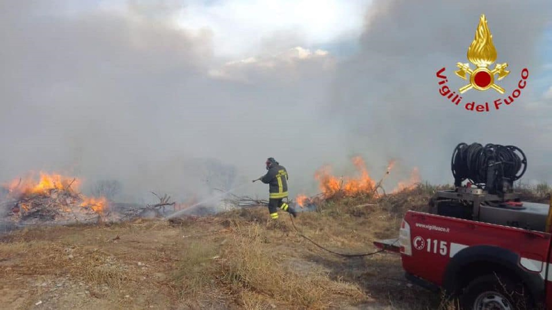 Incendi nel territorio di Nuoro: il sindaco 