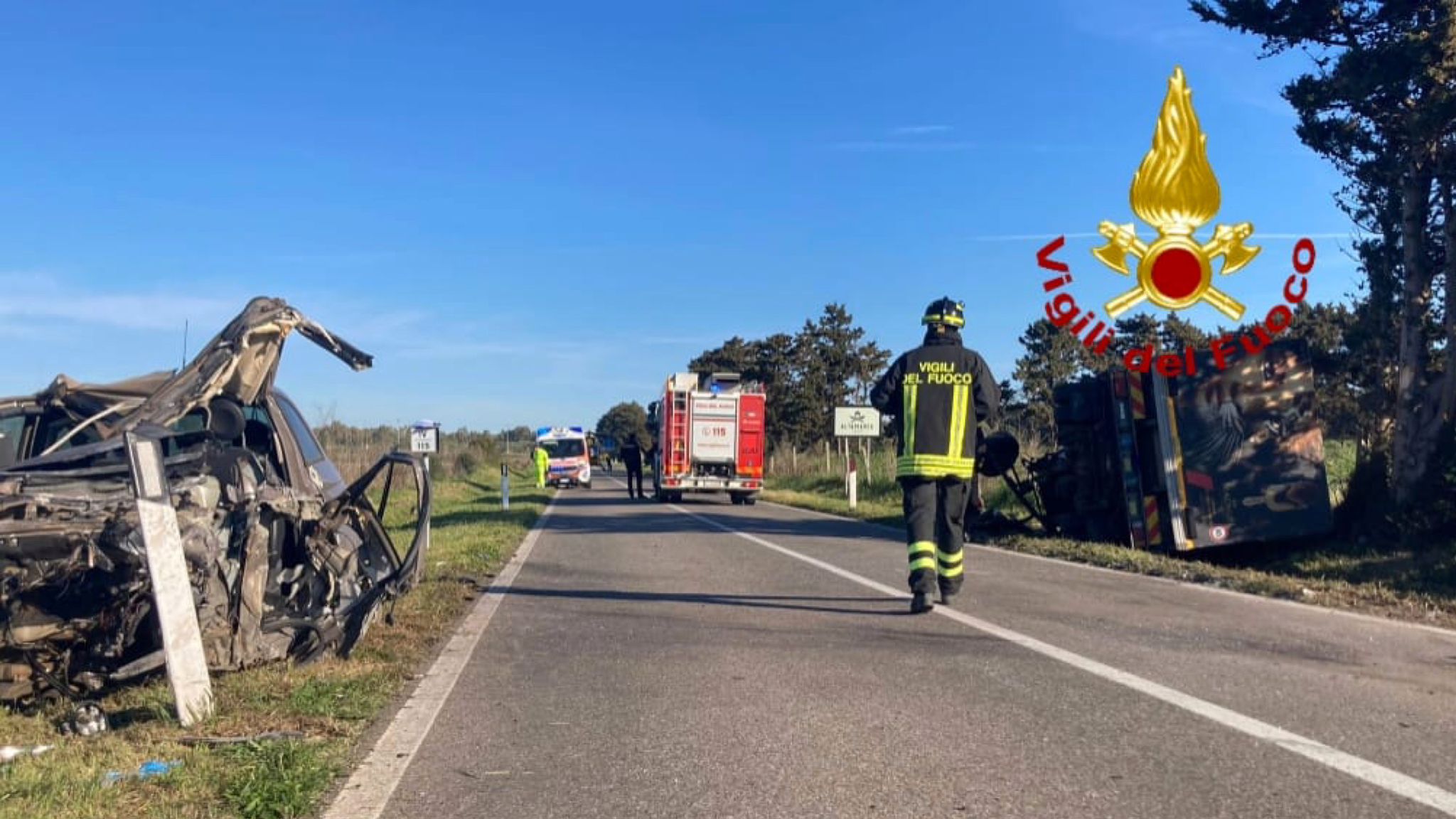 Scontro auto-camion: un morto e un ferito