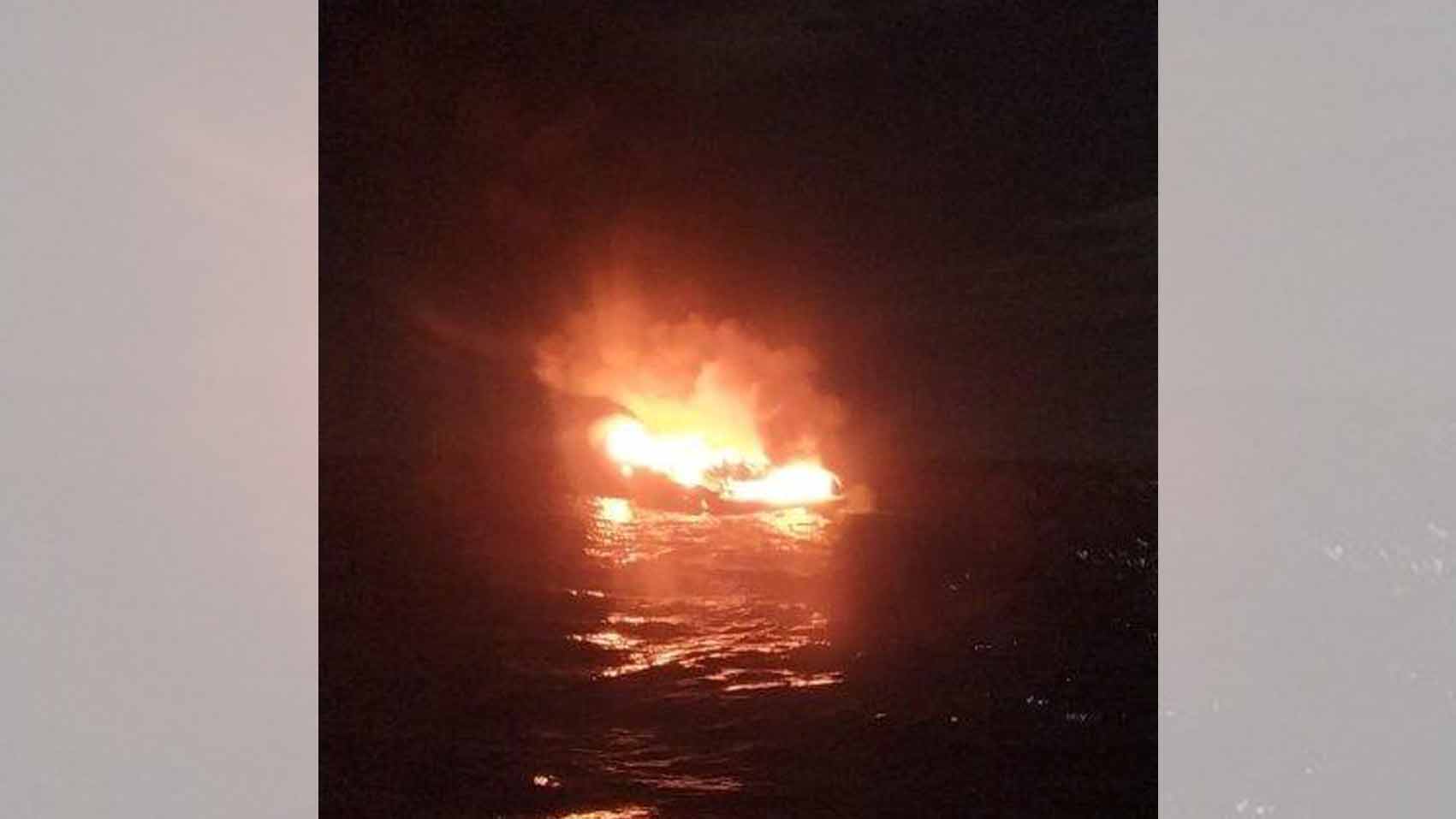 Incendio su barca partita da Olbia: in salvo 4 persone