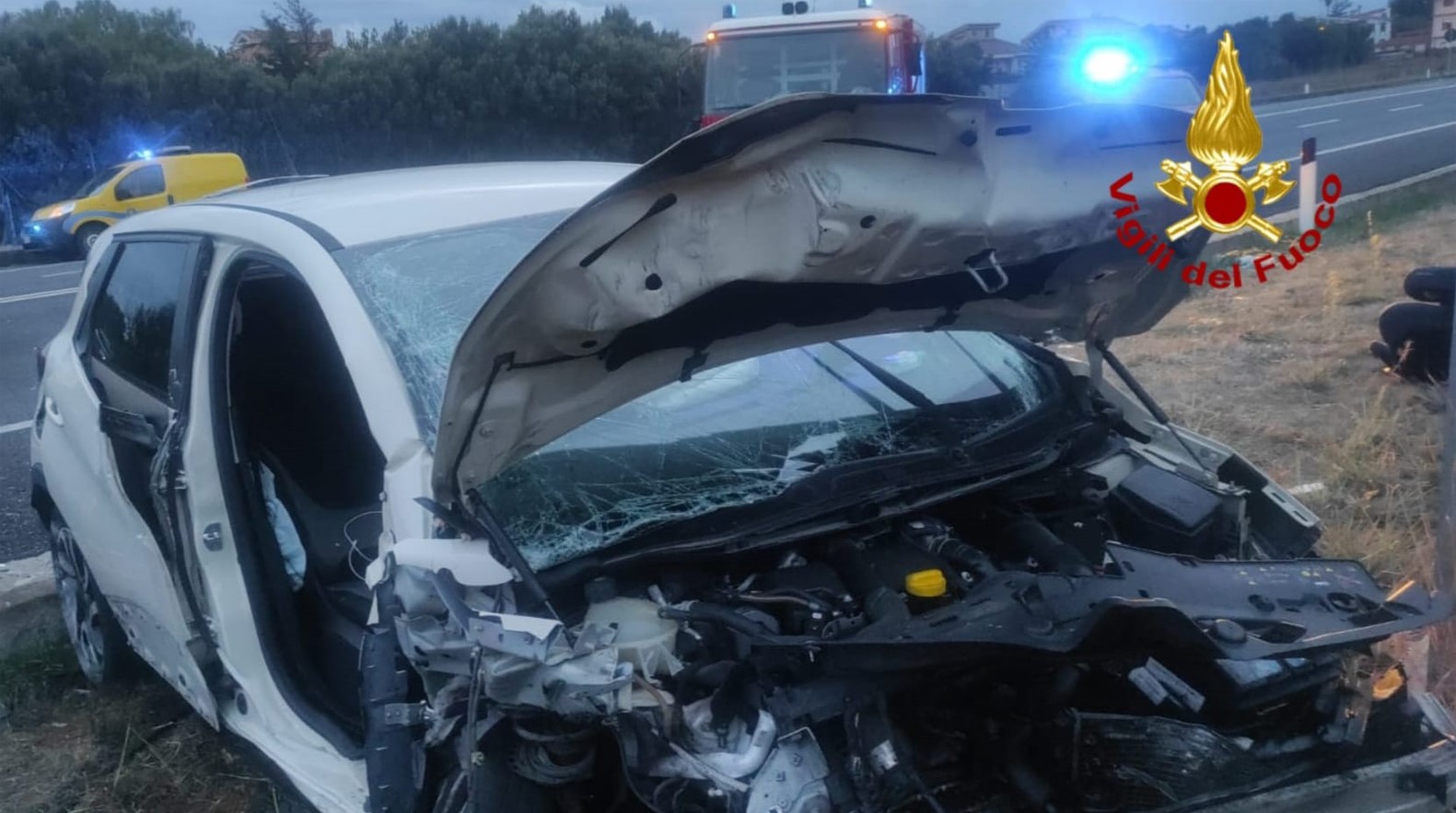 Grave incidente sulla Statale 554: tre i feriti, una donna è grave