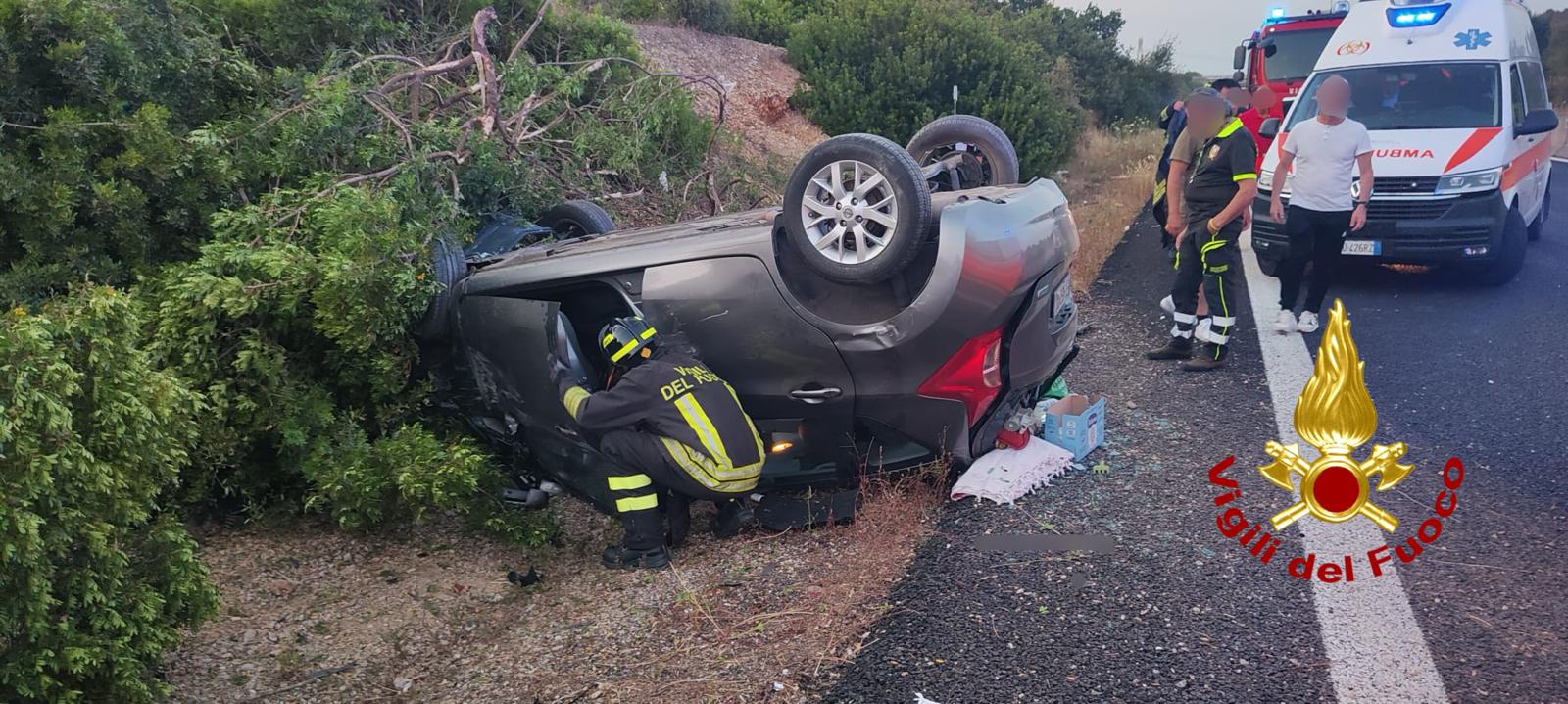 Grave incidente sulla SS 291: cinque feriti di cui un minore e auto ribaltata