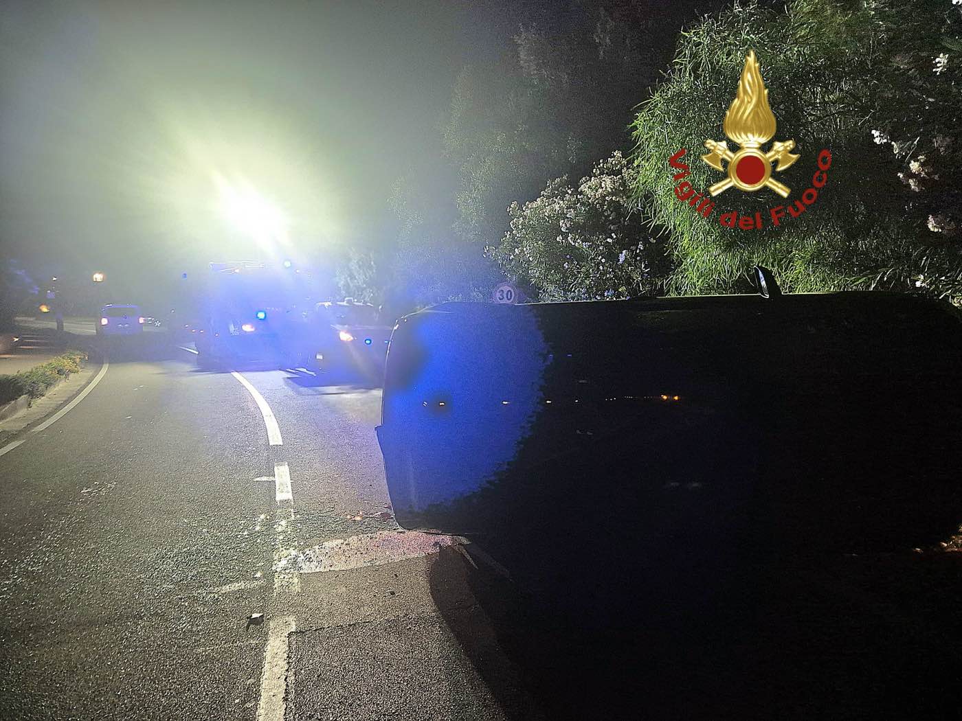 Arzachena, incidente sulla SP160: auto si ribalta