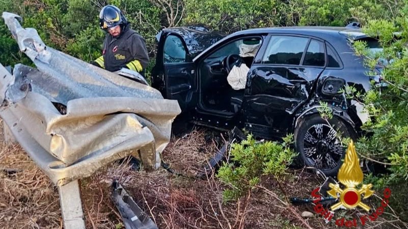 Incidente sulla SP90 tra Vignola e Santa Teresa: tre feriti