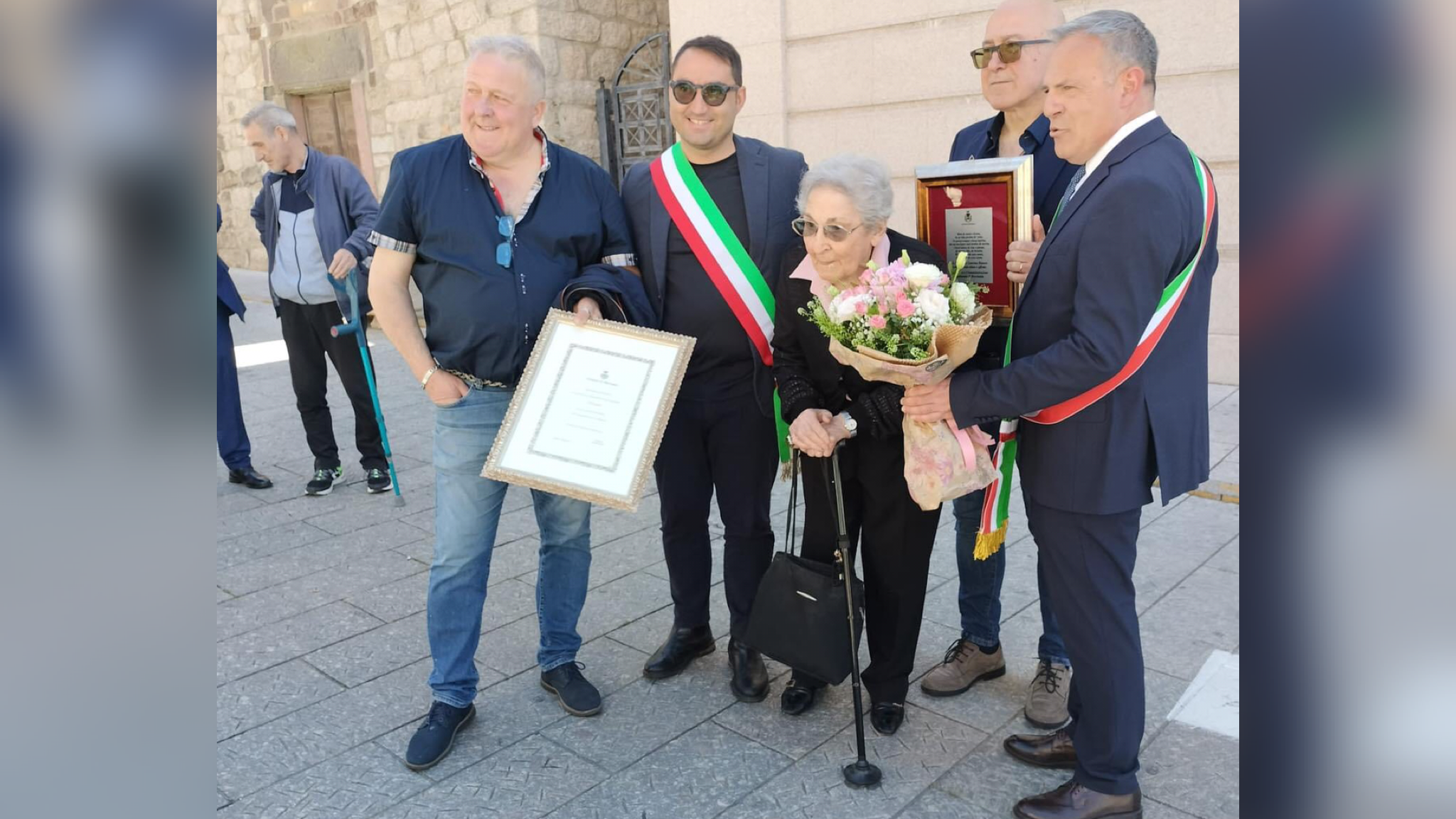 Berchidda in festa per la nuova centenaria: tanti auguri alla signora Rina