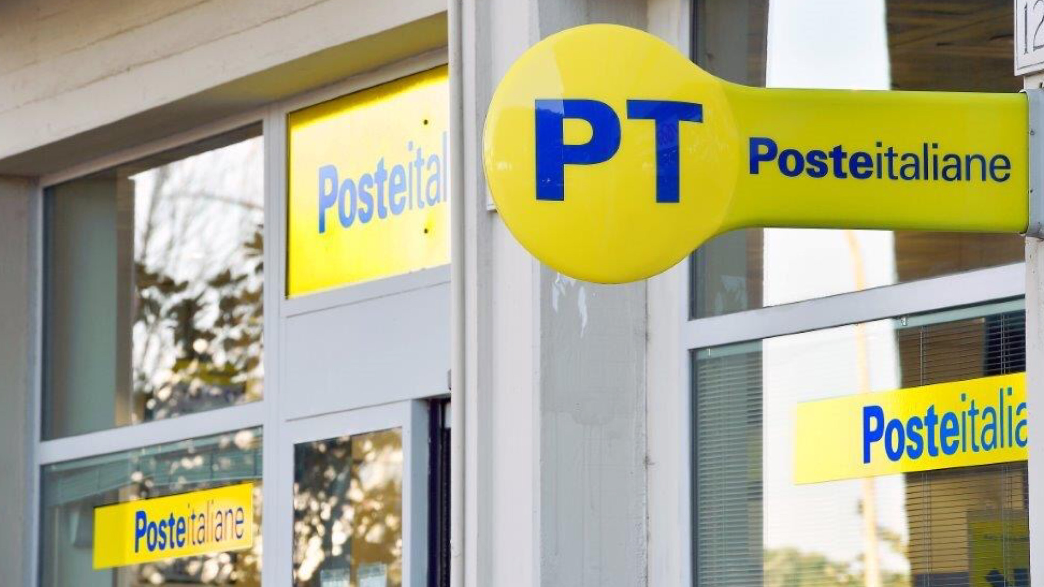 Gallura, Poste Italiane promuove l'educazione finanziaria: ecco gli appuntamenti