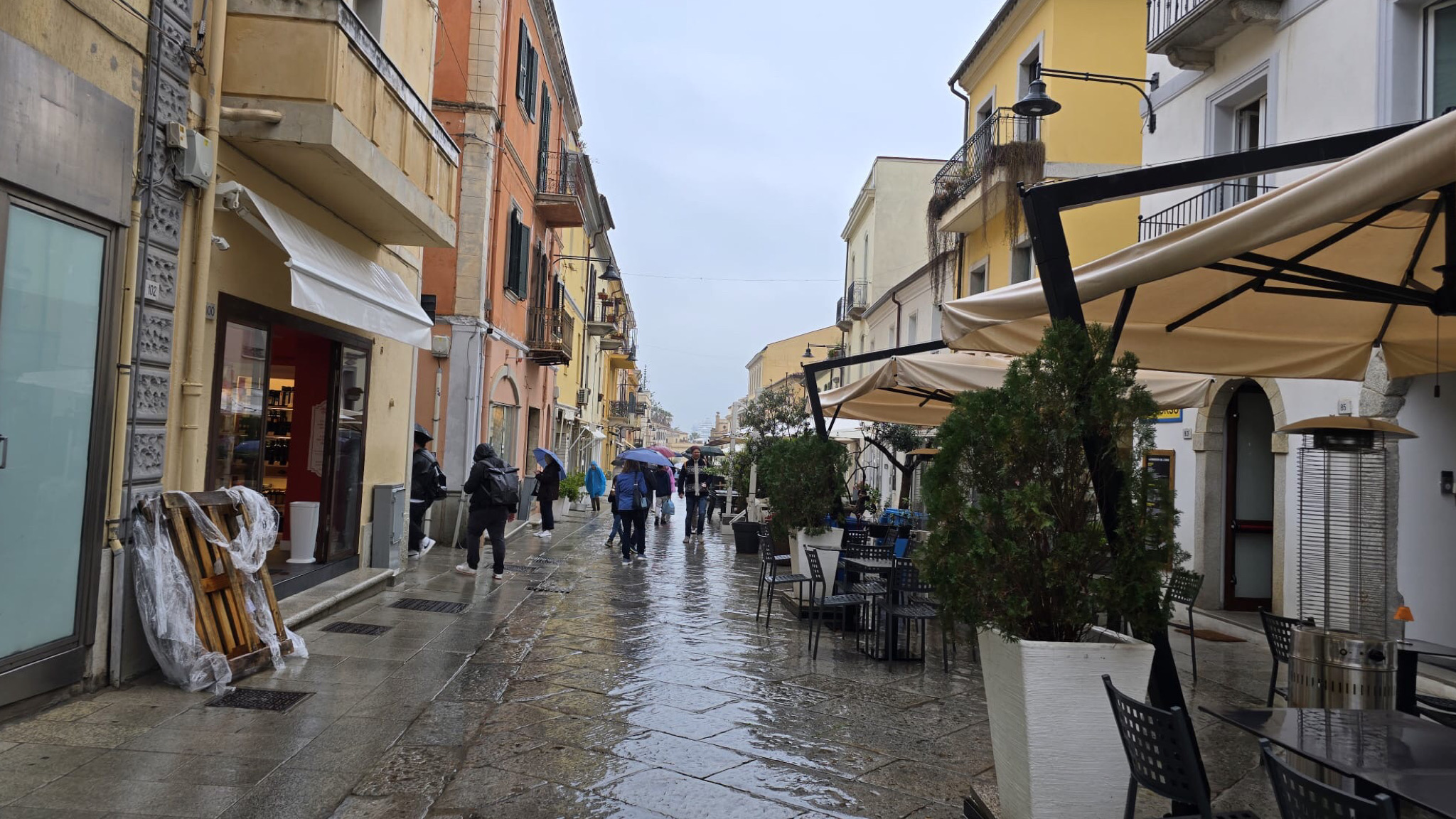 Olbia, alla scoperta della città sotto la pioggia
