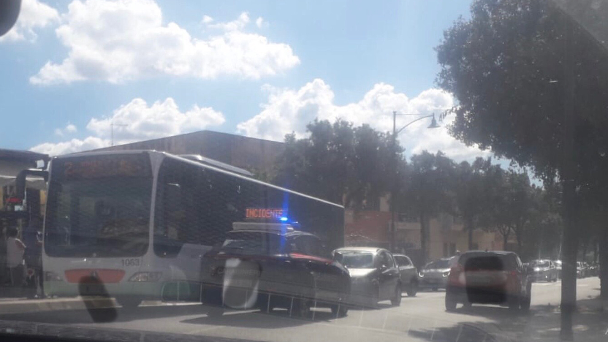 Olbia, incidente in via Roma 