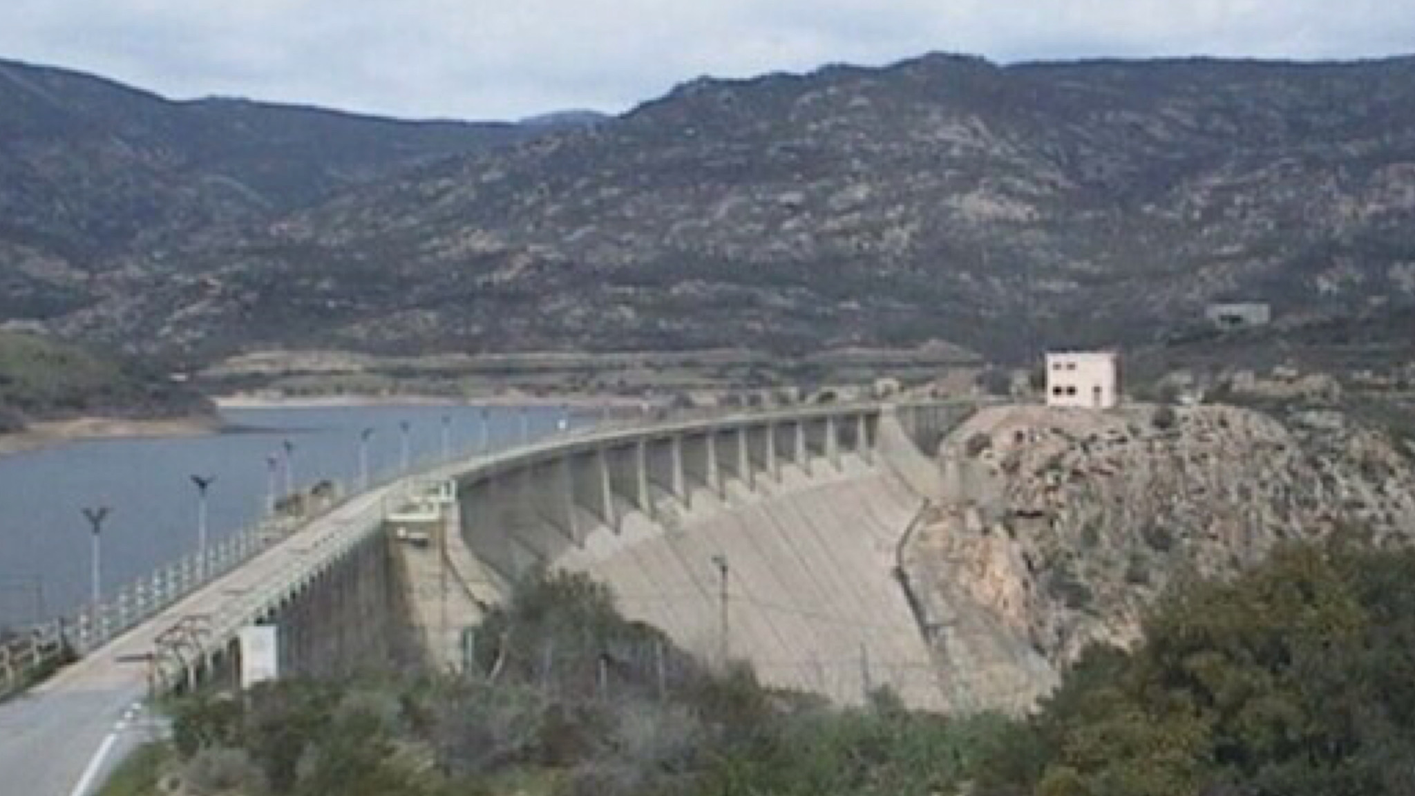 Torpè, evacuate le case ai margini del Rio Posada e vicino alla diga