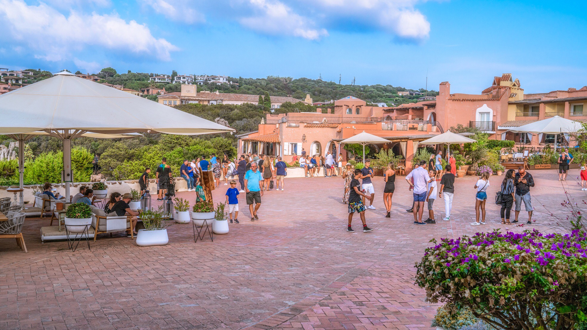 Arzachena, piazzetta Porto Cervo verrà intitolata al Principe Karim Aga Khan