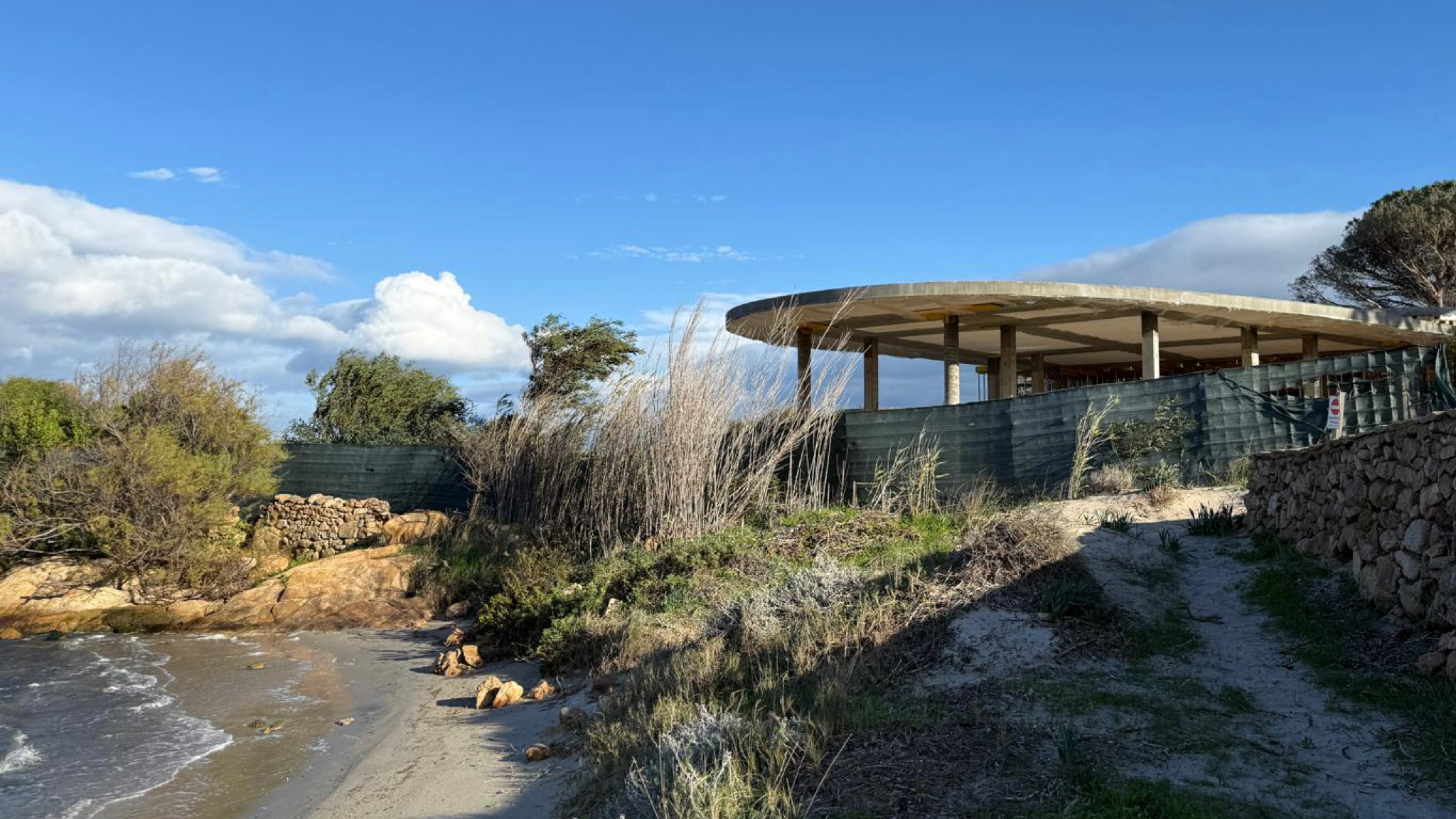 Loiri Porto San Paolo arriva in aula consiliare la vicenda della costruzione di Porto Taverna
