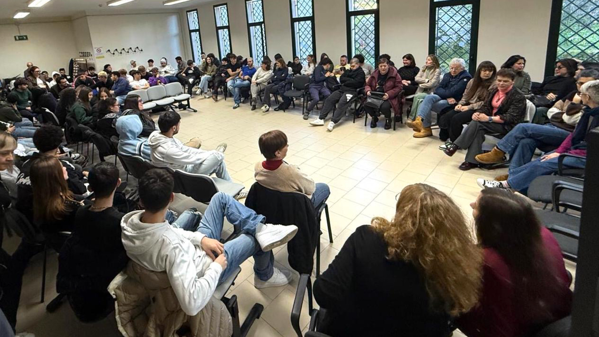 Il progetto Agorai nelle scuole: prevenzione e salute mentale al centro del dialogo con gli studenti