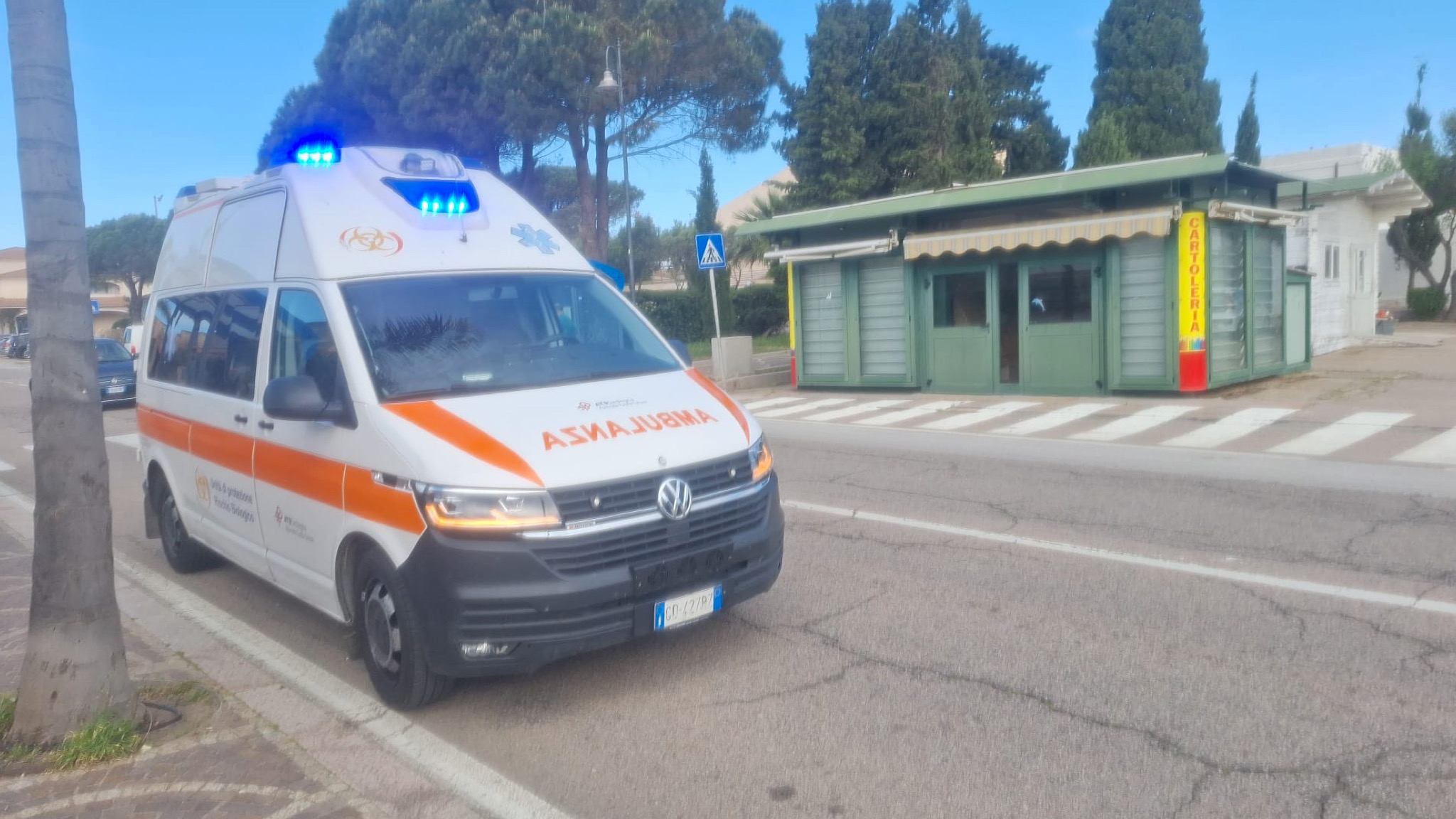 Golfo Aranci, malore per un motociclista in tour 