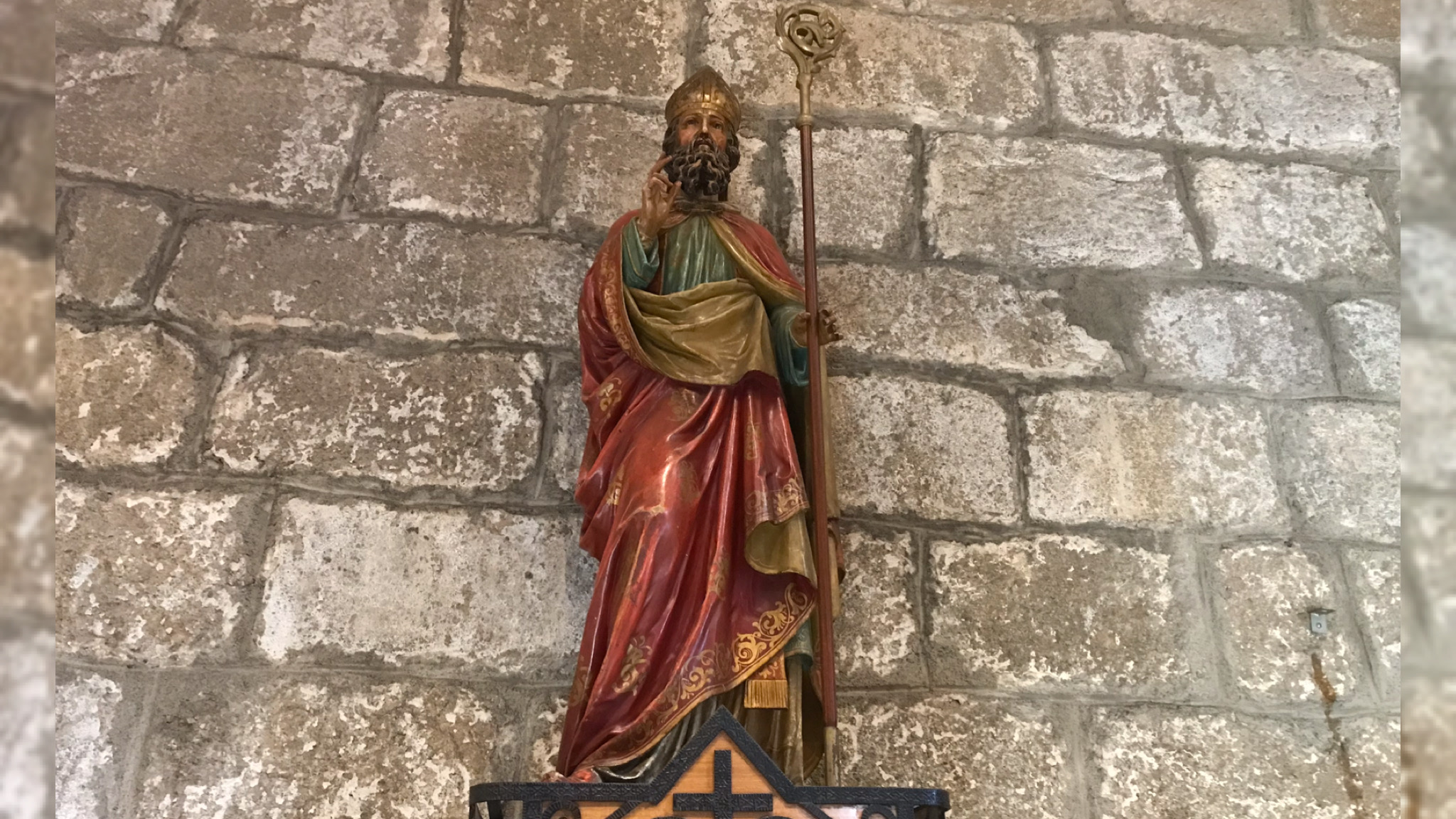 Olbia, “lasciate i fiori a San Simplicio”