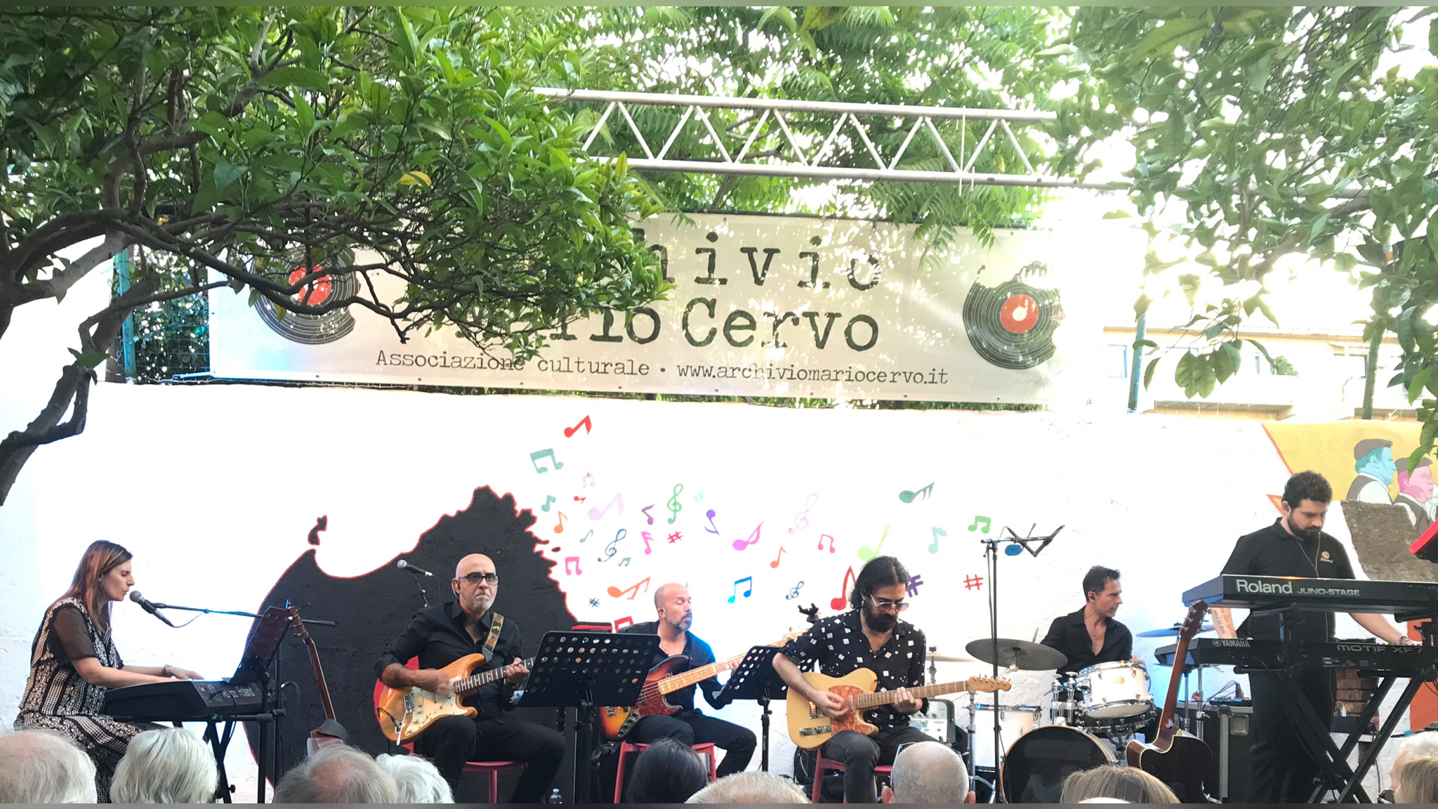 Olbia, l’Archivio Mario Cervo racconta “cuore e mente” con Veronica Mereu