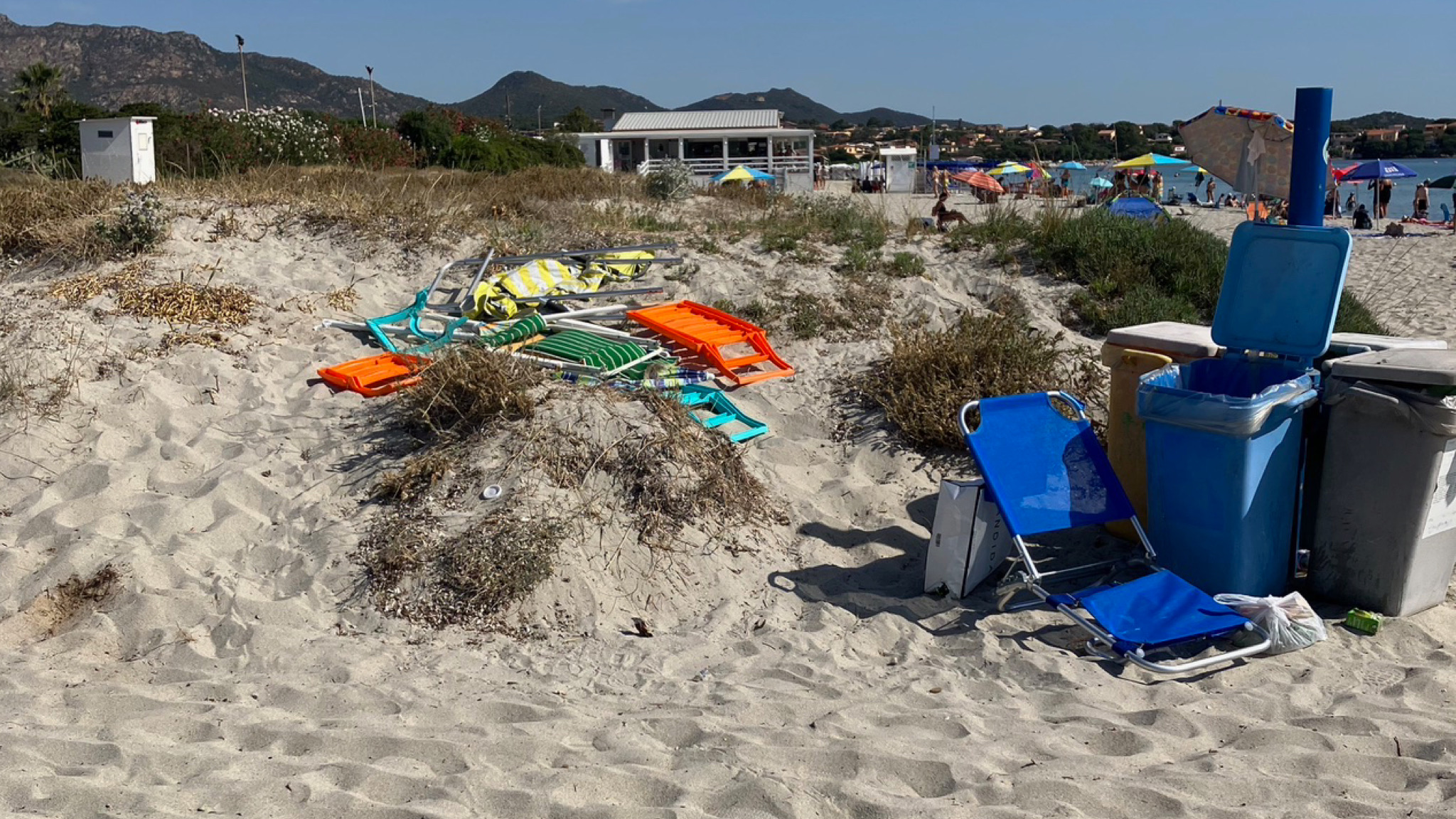 Olbia, a Pittulongu tra mare, sabbia e rifiuti