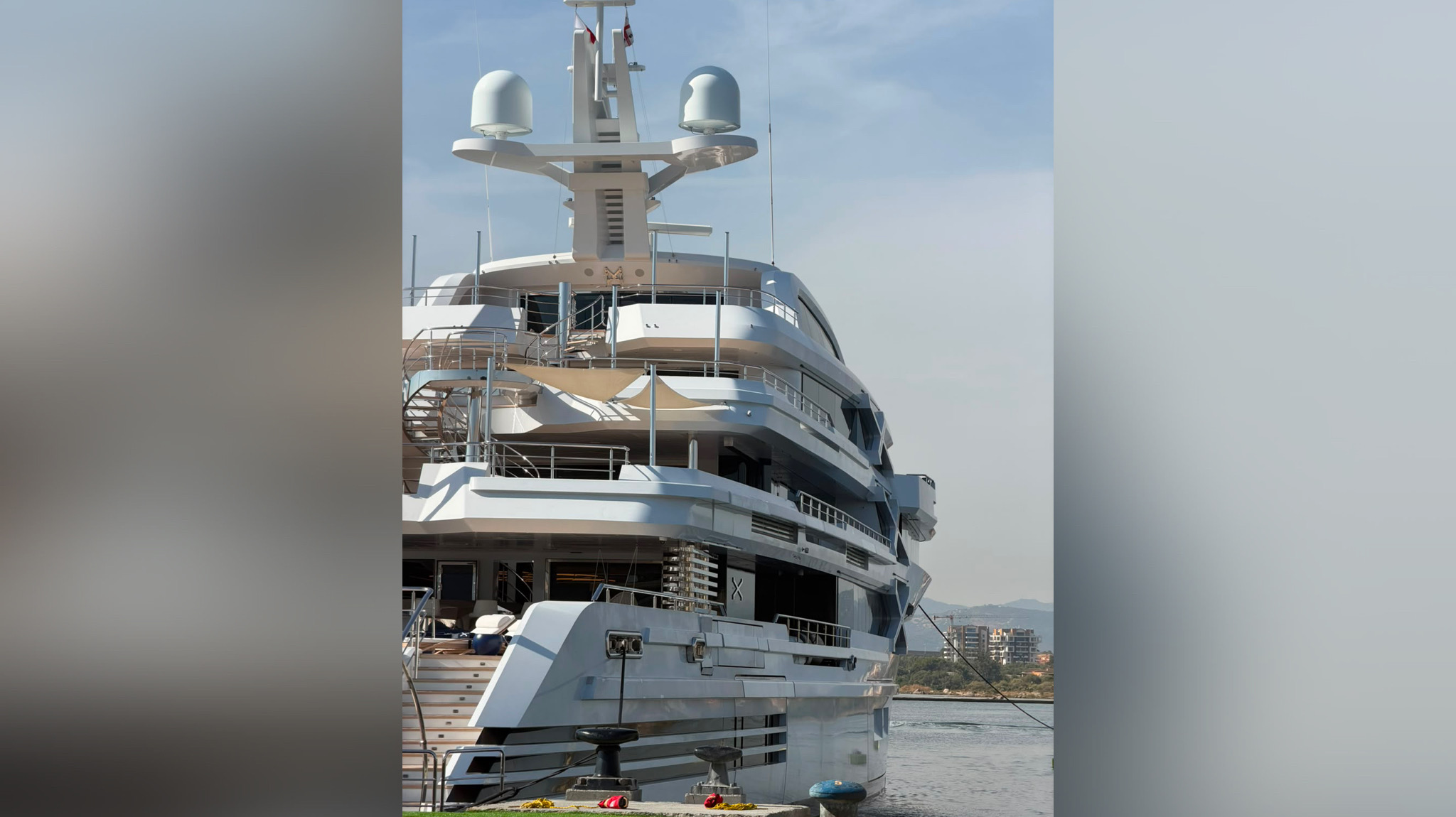 Olbia, arriva il secondo mega yacht al Molo Brin