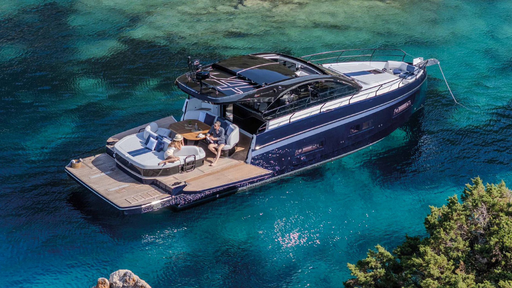 Beneteau Motor Experience: a Cala dei Sardi un evento dedicato a chi sogna la propria barca a motore