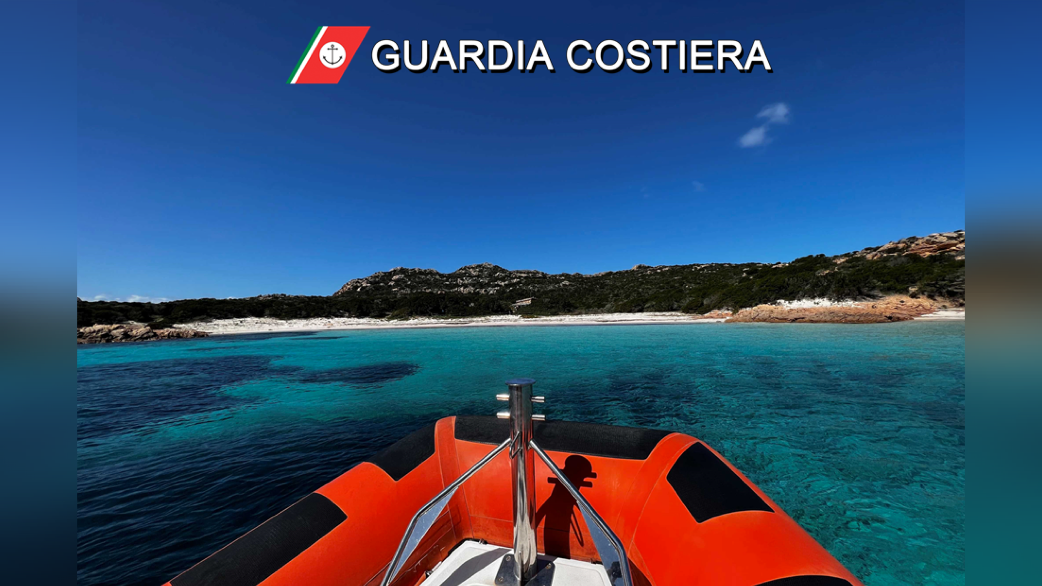 La Maddalena, turisti stranieri sbarcano sulla Spiaggia rosa: multati