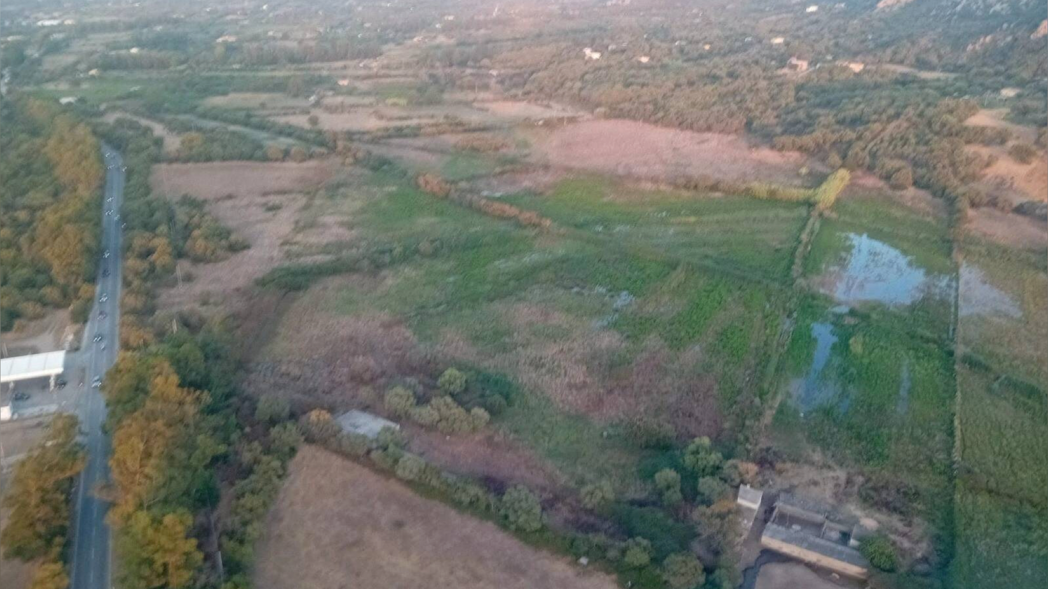 Un elicottero per trovare il guasto dell’acquedotto: intervento record di Abbanoa in Gallura