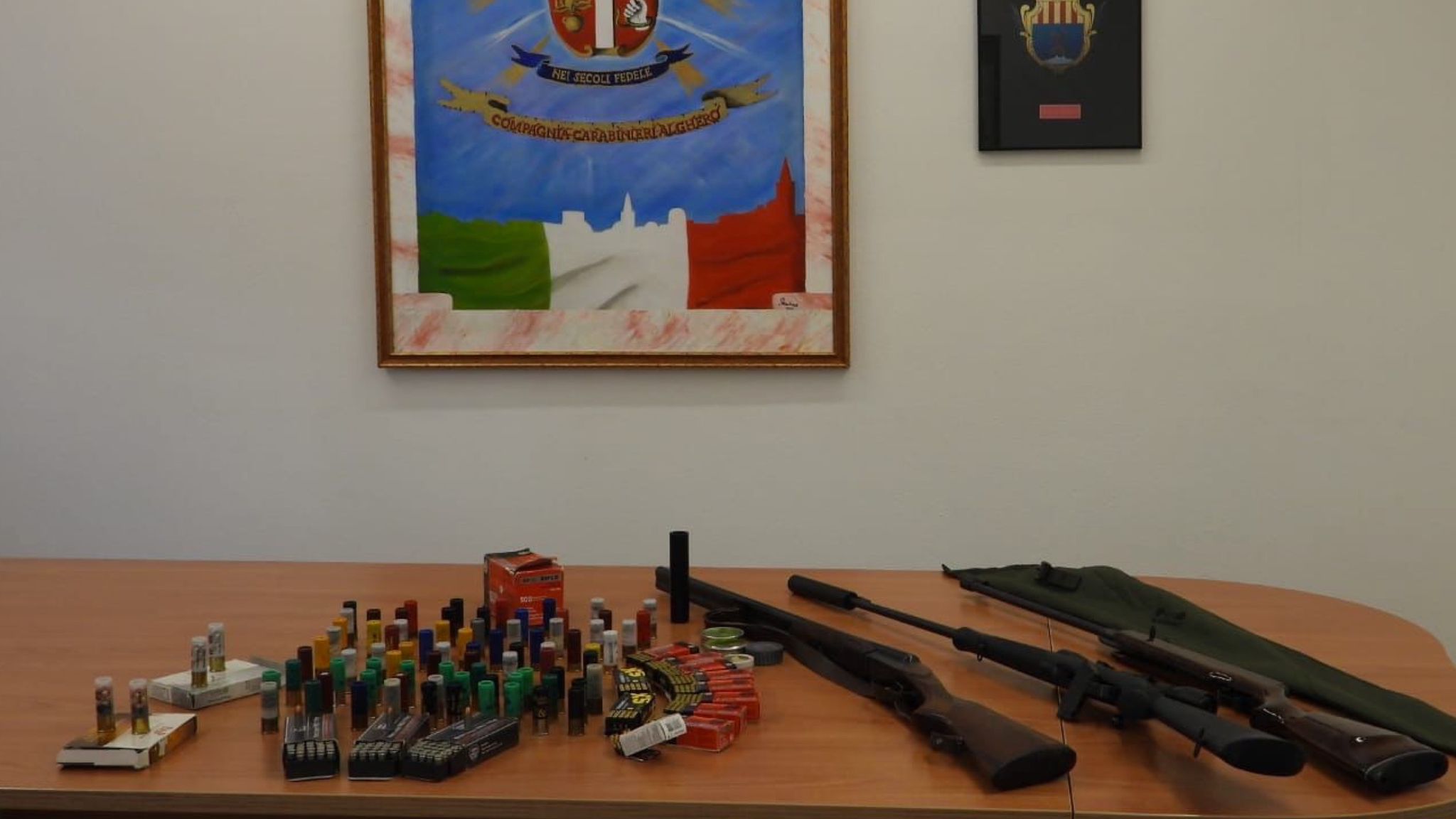 Nord Sardegna, fucili e cartucce nell'armadio: arrestato