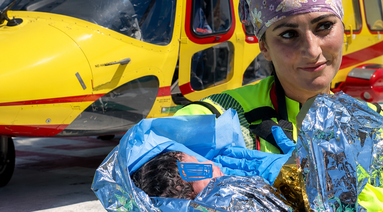 Trinità d'Agultu, lieto evento sull'elisoccorso: benvenuta Larissa
