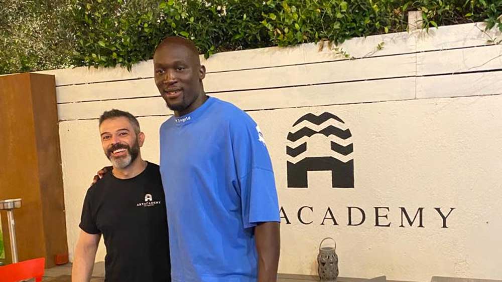 Olbia, l'Art Academy fa il pieno di vip: l'ultimo è Lukaku